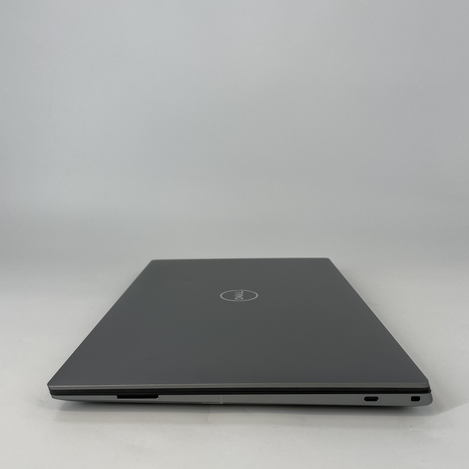 Dell Precision 5680 16 Gray FHD+ 2.5 GHz i7-13800H 32GB 512GB SSD Excellent