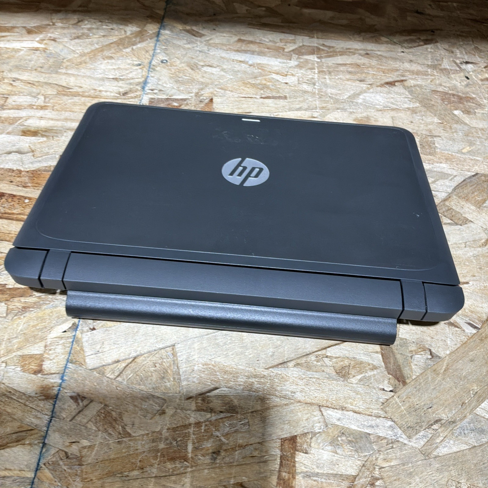 HP ProBook 11 G2,Intel Celeron 3855U,4GB RAM 128GB SSD WIN 10 Pro C459