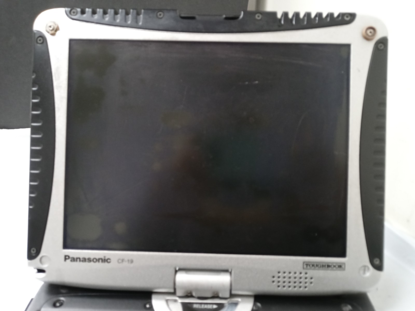 Panasonic ToughBook CF-19 Core 2 Duo U7500 @1.06GHz 1GB RAM 80GB HDD w/ Caddy
