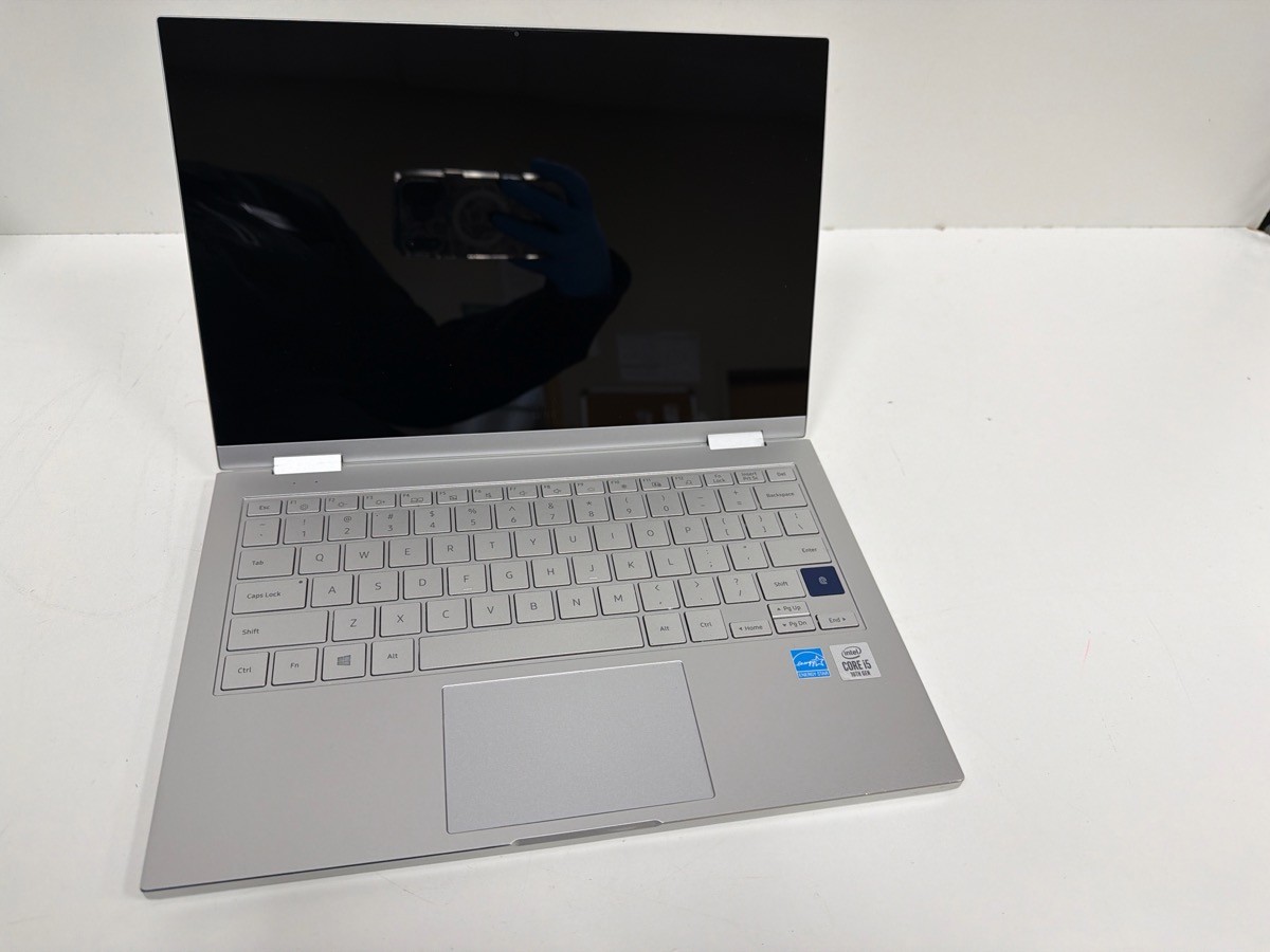 SAMSUNG NP730QCJ (P21026957)
