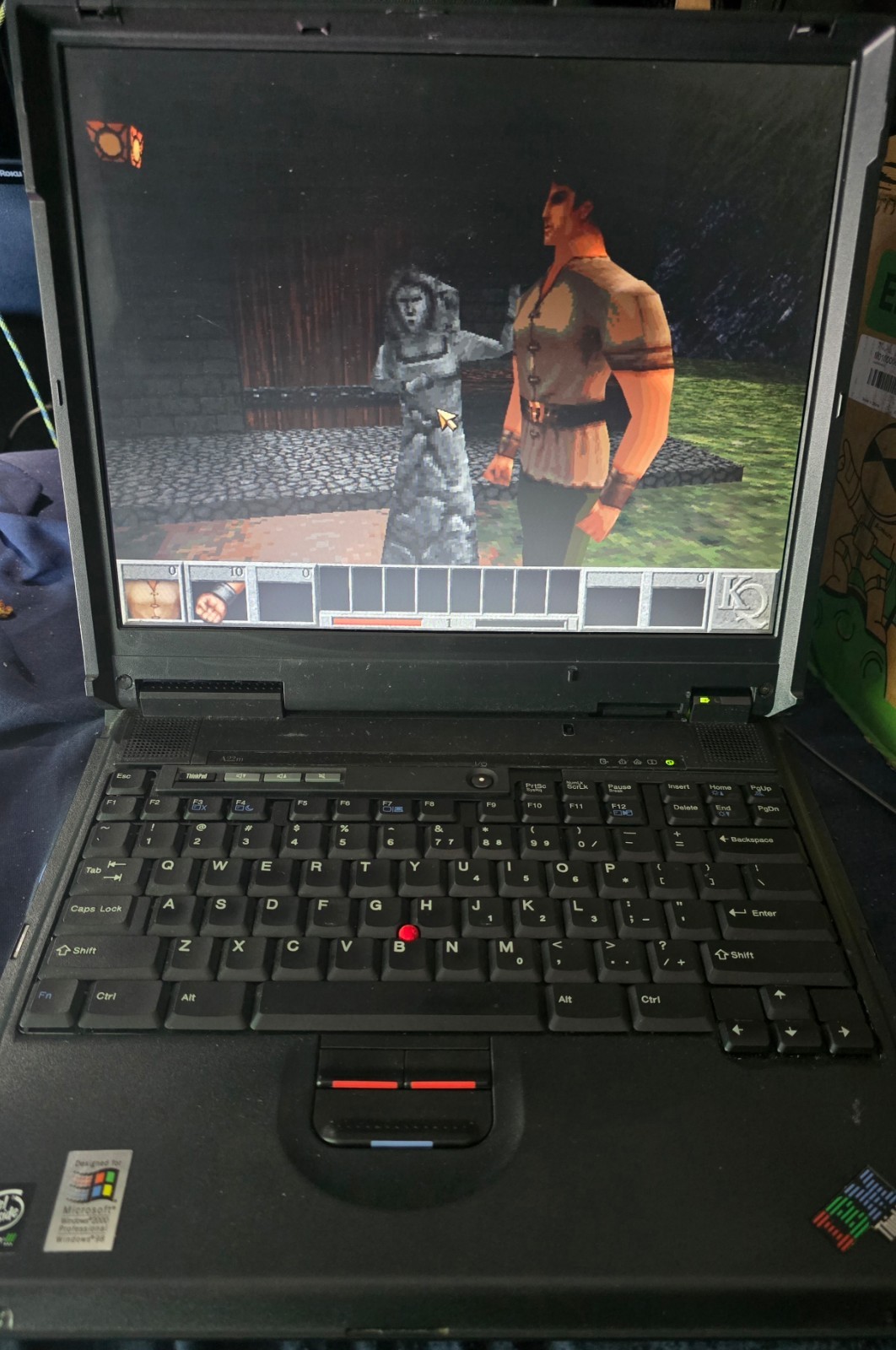 ThinkPad A22m Windows 98 w/recovery disc,Game controller,512 ram,60gb hard drive