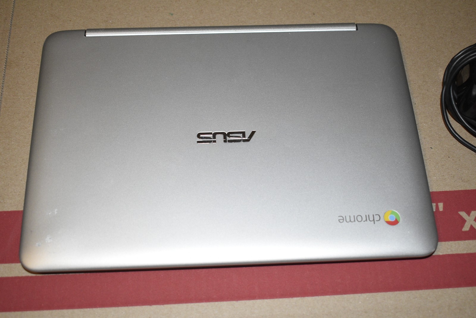Asus C100P Flip 2-in-1 Touchscreen 10″ Chromebook 1.8GHz 2GB RAM 16GB Notebook
