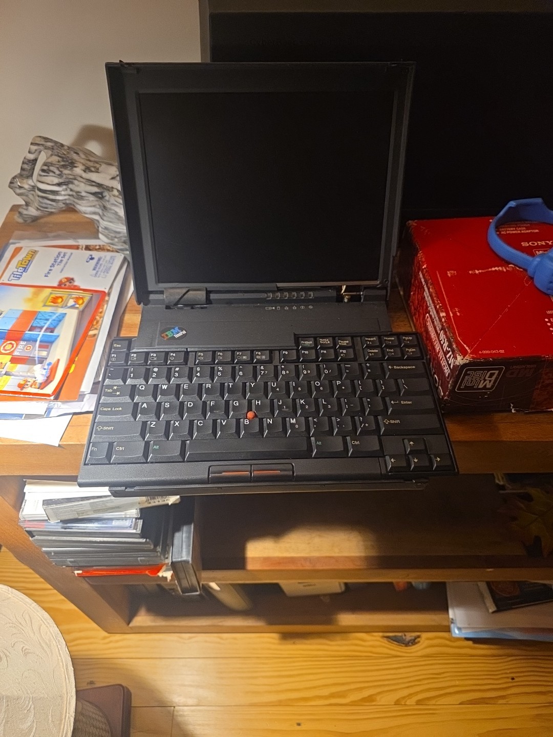 Non-working Vintage IBM ThinkPad 701C Butterfly Type 2630-5TU Win 3.1