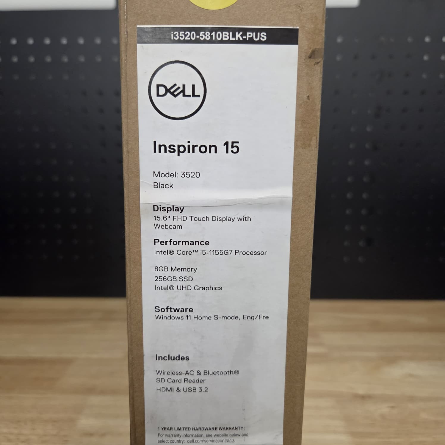 Dell Inspiron 15 (Model 3520)