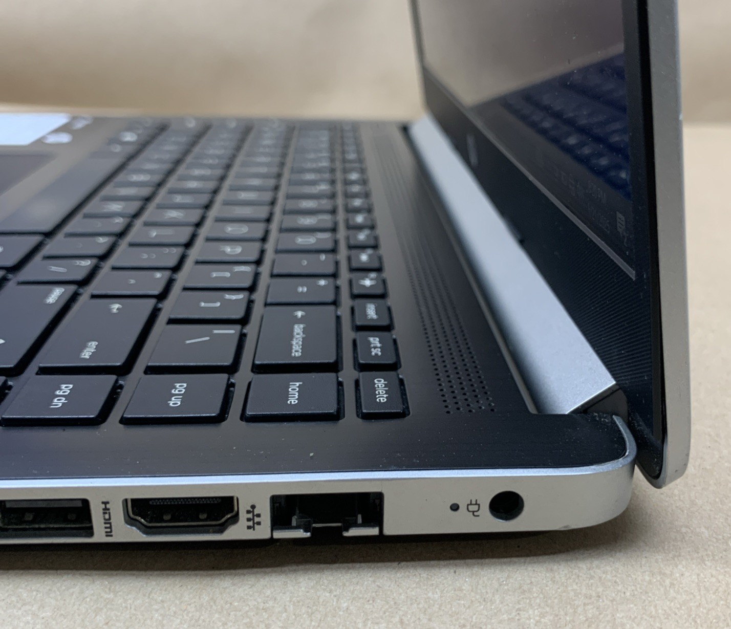HP Laptop 14-dk0xxx, AMD A9-9425 R5 @ 3.2GHz, 4GB RAM, 128GB SSD, W10P