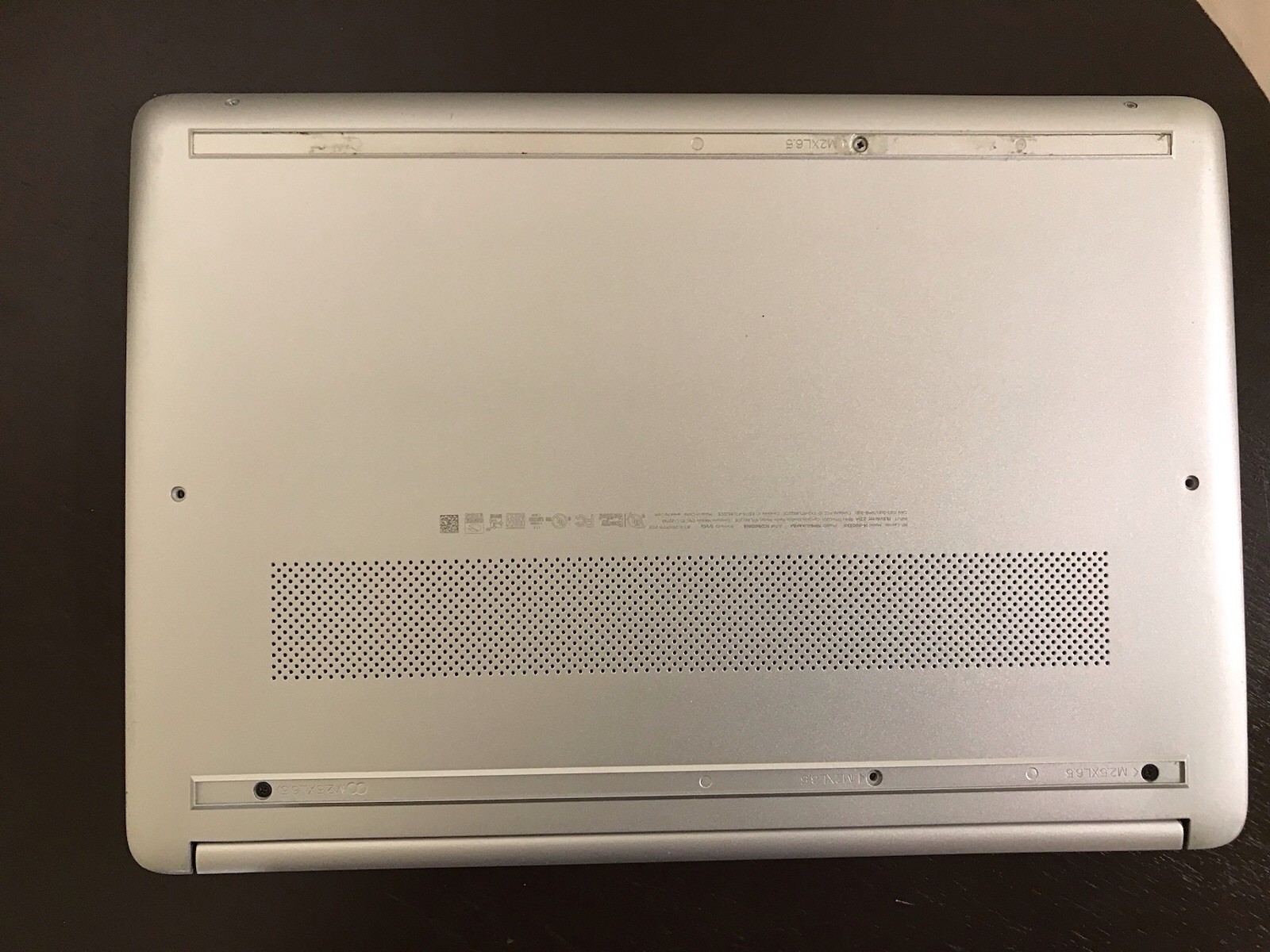 HP 14-DQ1033CL Laptop 14-inch, Intel® Core™ i3-1005G1