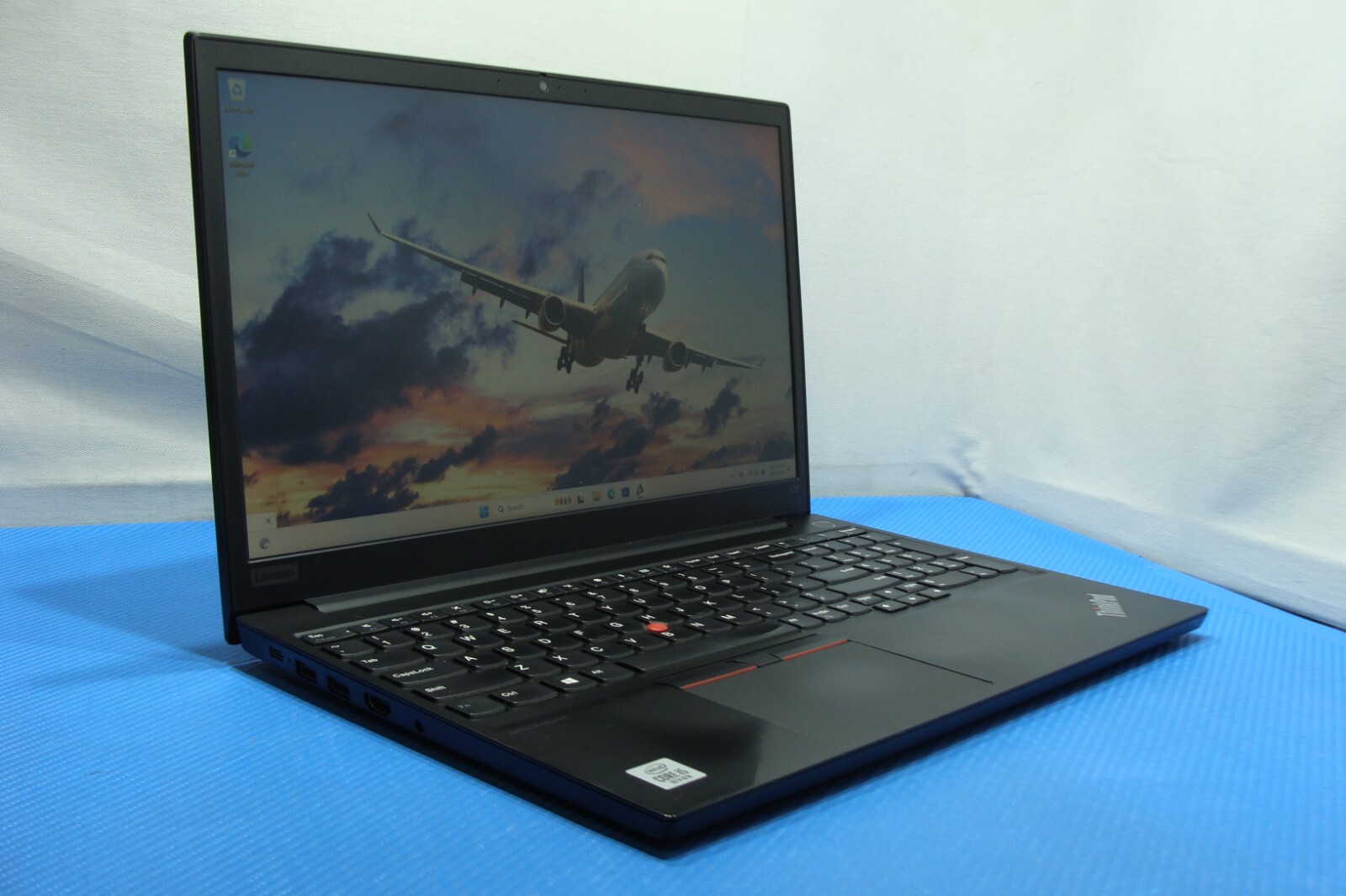 Lenovo ThinkPad E15 15.6″FHD Intel i5-10210U 1.6Ghz 8GB 256GB SSD Windows 11 Pro