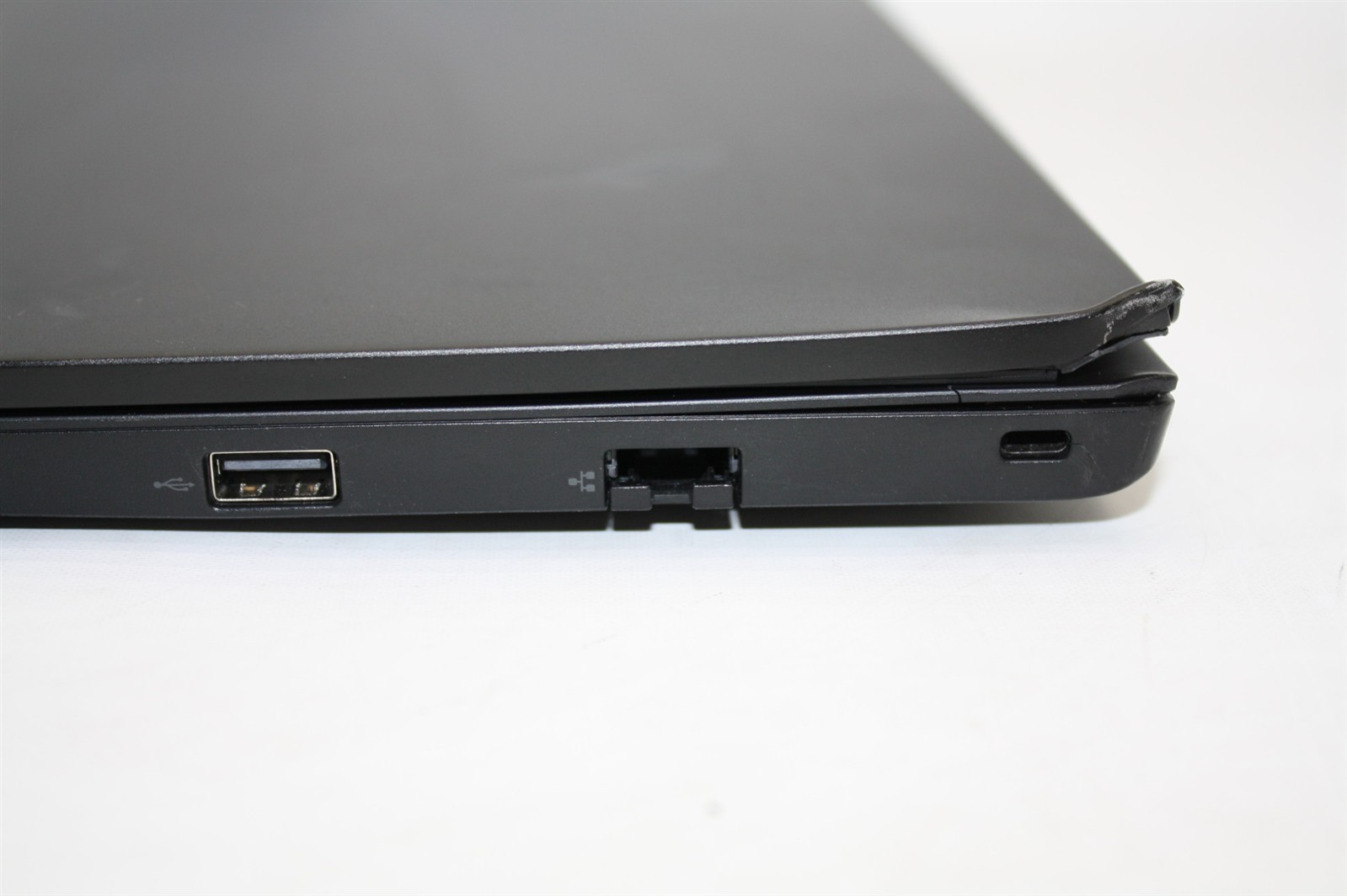 15.6″Lenovo ThinkPad E15 Gen 2 i5-1135G7 RAM 8GB NVMe 256GB/Cosmetic issue