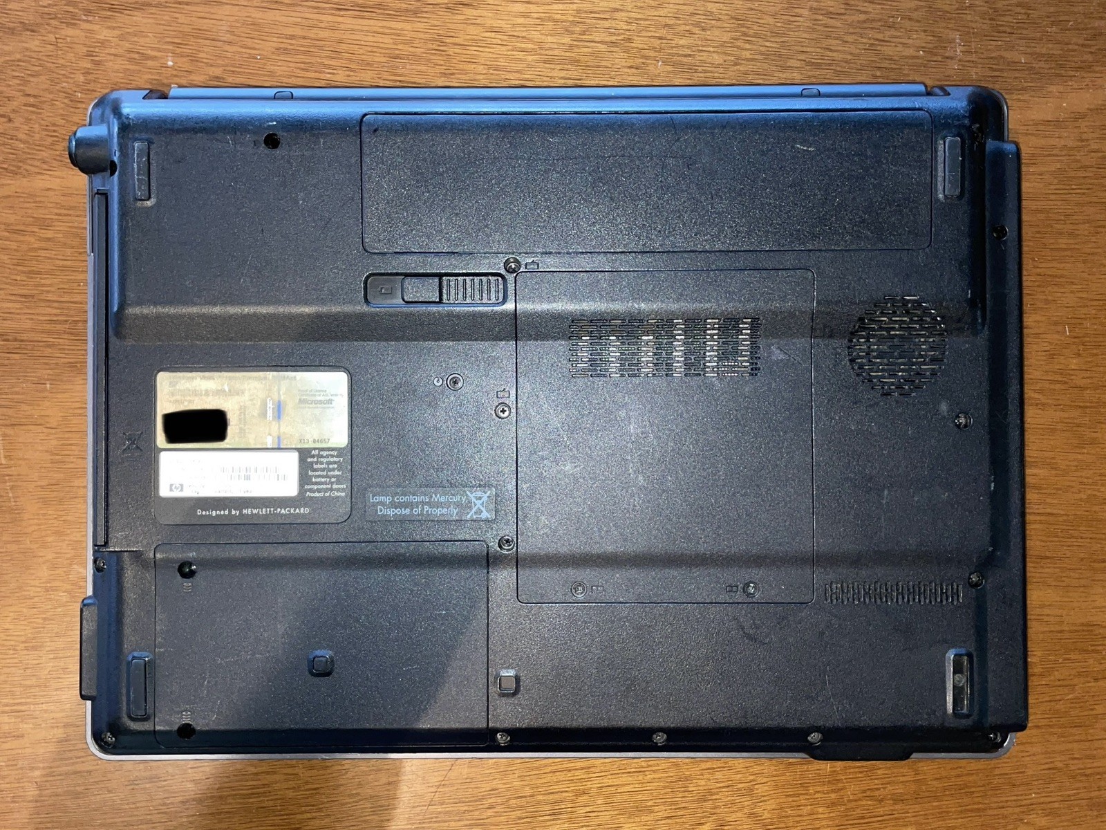 Compaq Presario C700 Windows Vista Laptop w/chrg, batt.