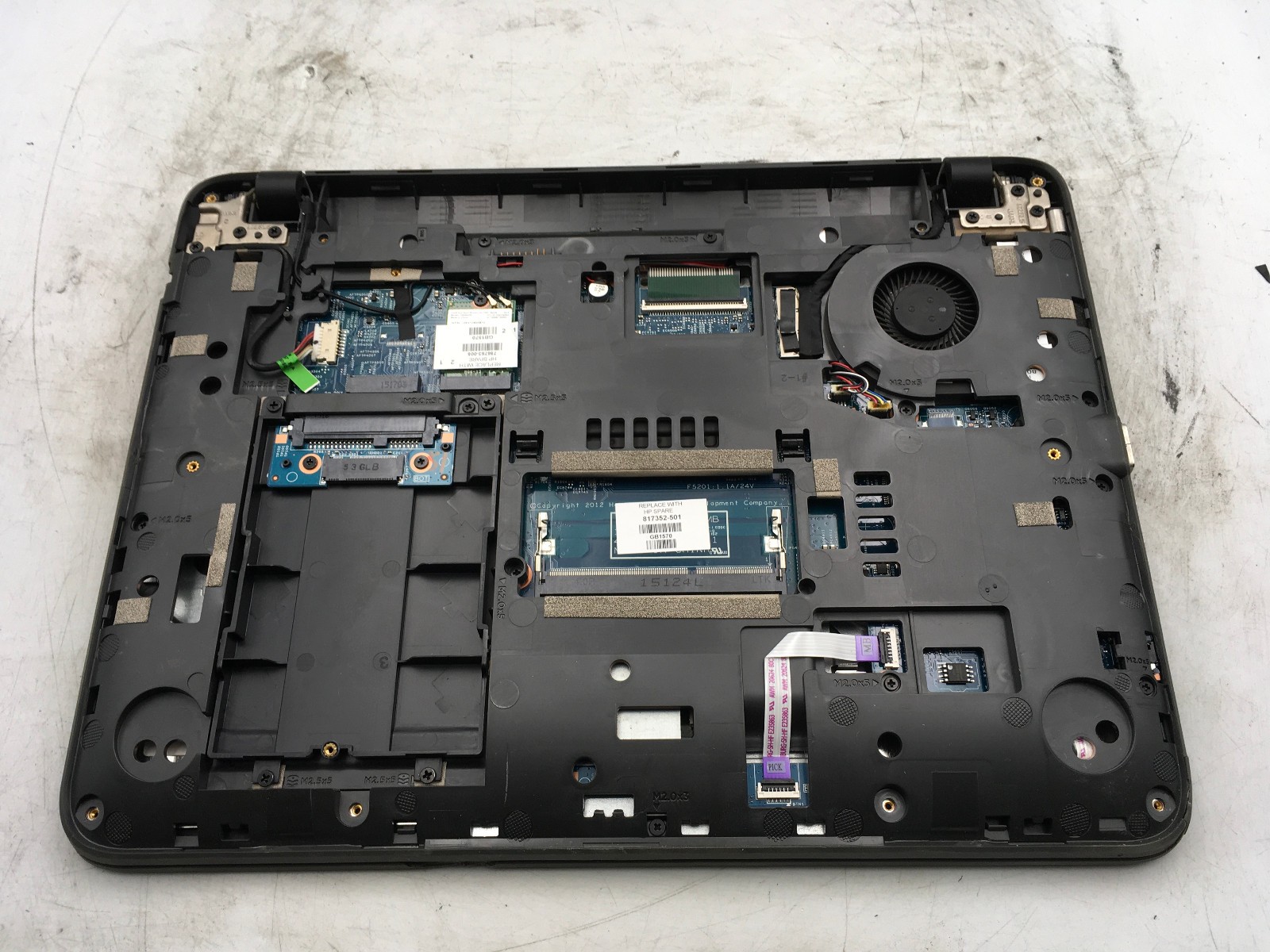 HP PROBOOK 11 G1 – FOR PARTS/NO LCD – INTEL PENTIUM 4405U – NO RAM – READ – BB