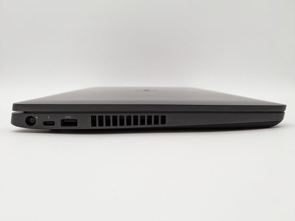 Dell Precision 3520 Laptop Intel i7-8th Gen 8GB 512GB SSD Windows 11 No Charger
