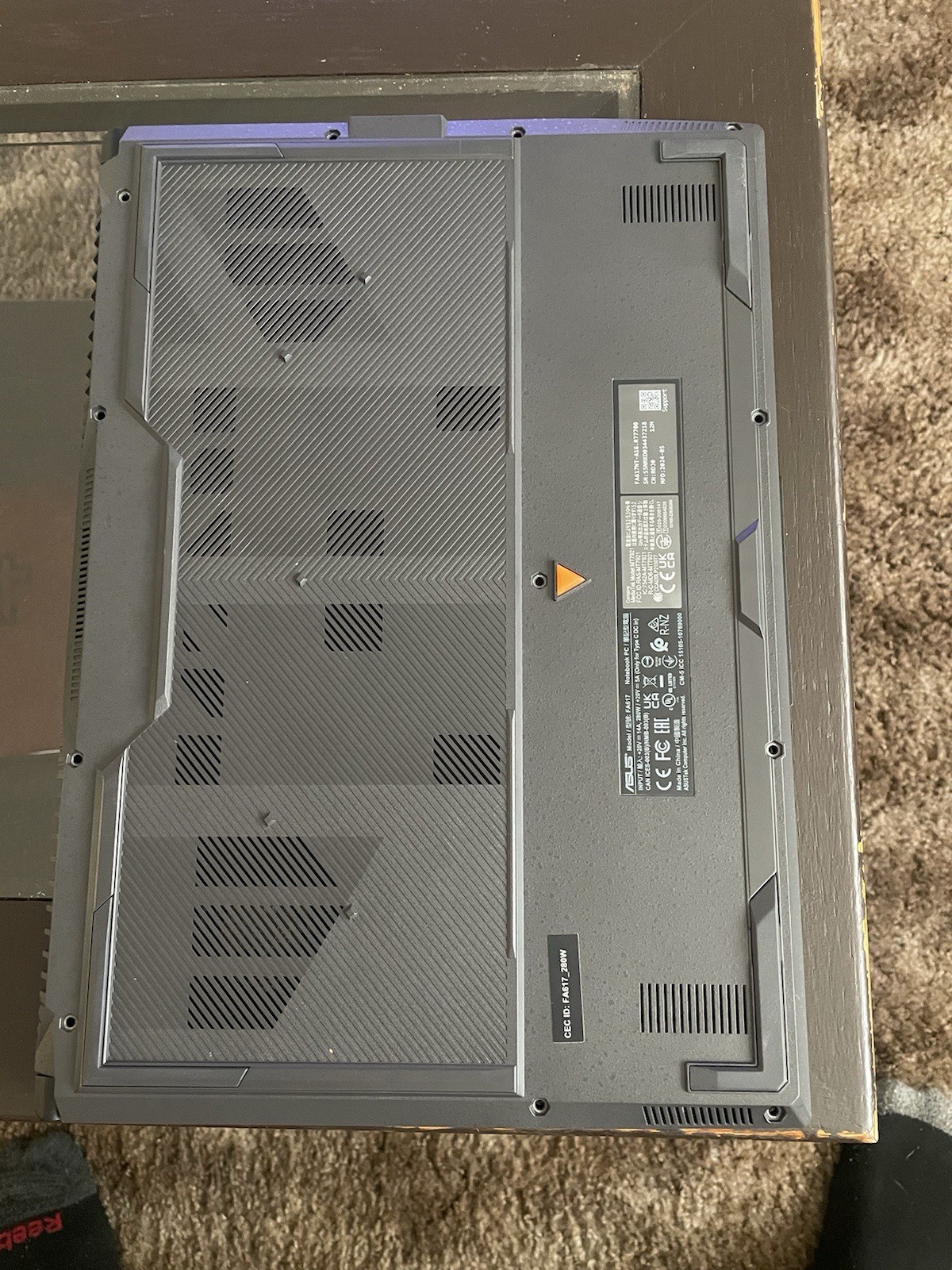 Water Damaged ASUS TUF Gaming A16 16 Ryzen 7 7735HS 16GB RAM 512GB SSD RX 7700S