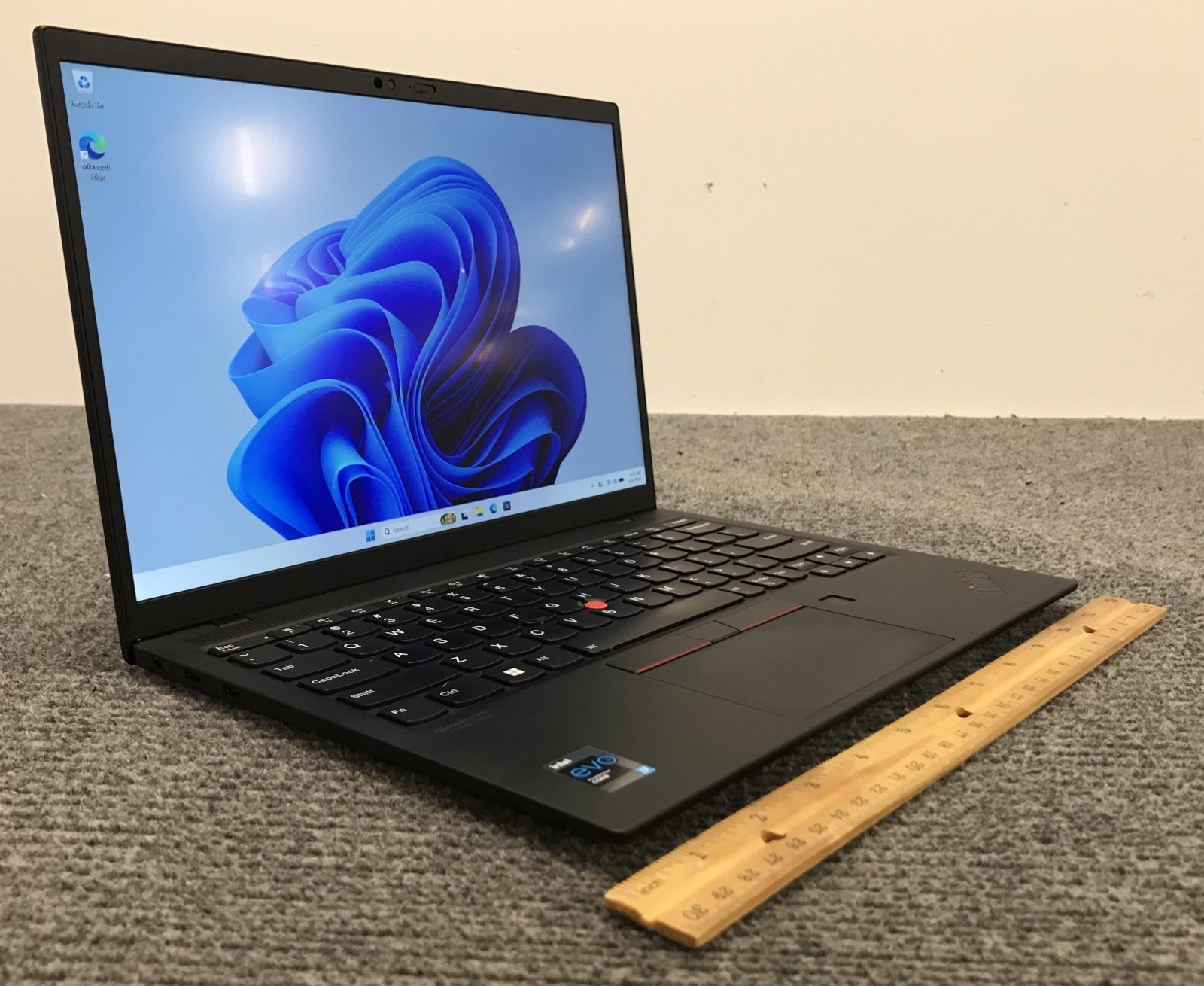 Lenovo ThinkPad X1 Nano Gen 1 2K 14 Laptop i71160G7 16GB RAM 256GB NVMe G2U