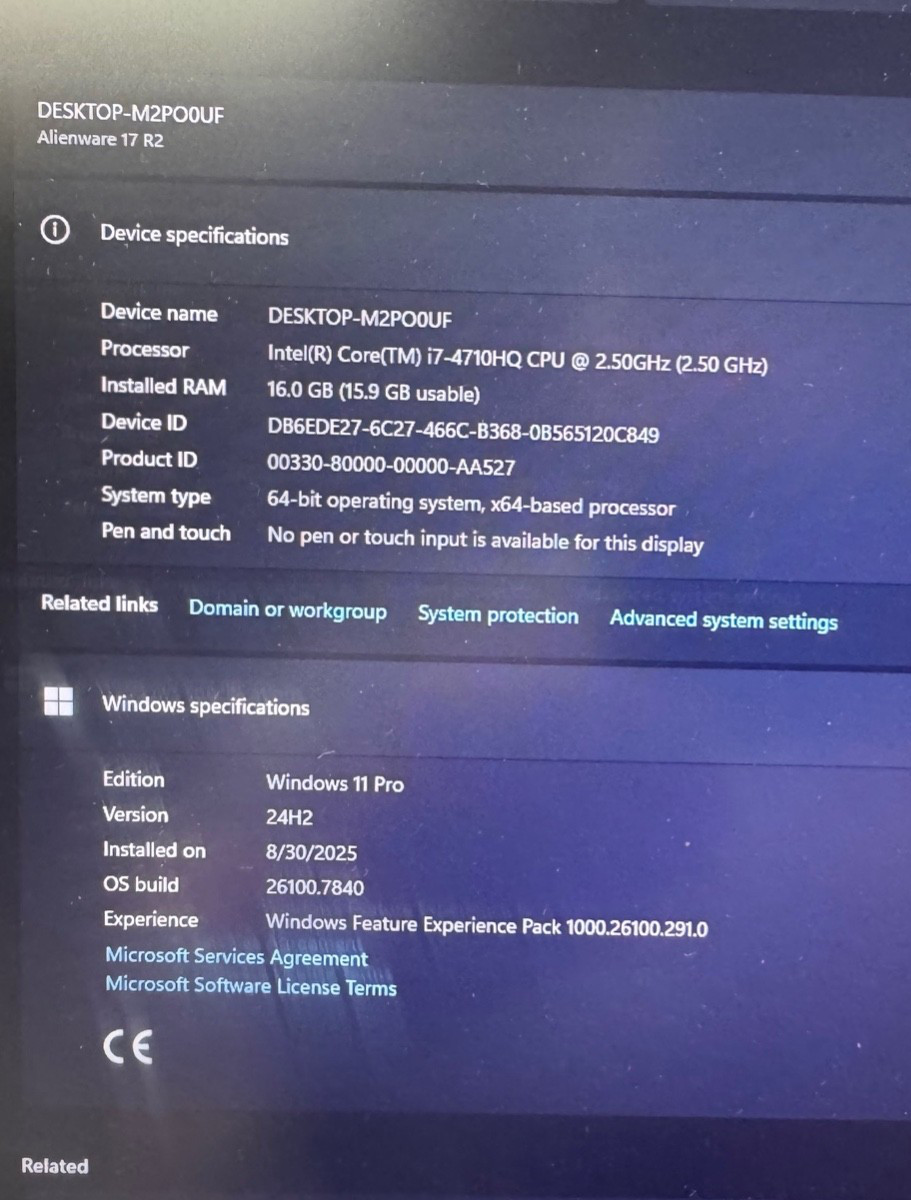 Alienware 17 R2 i7 P43F 930GB 16.0GB FOR PARTS OR REPAIR