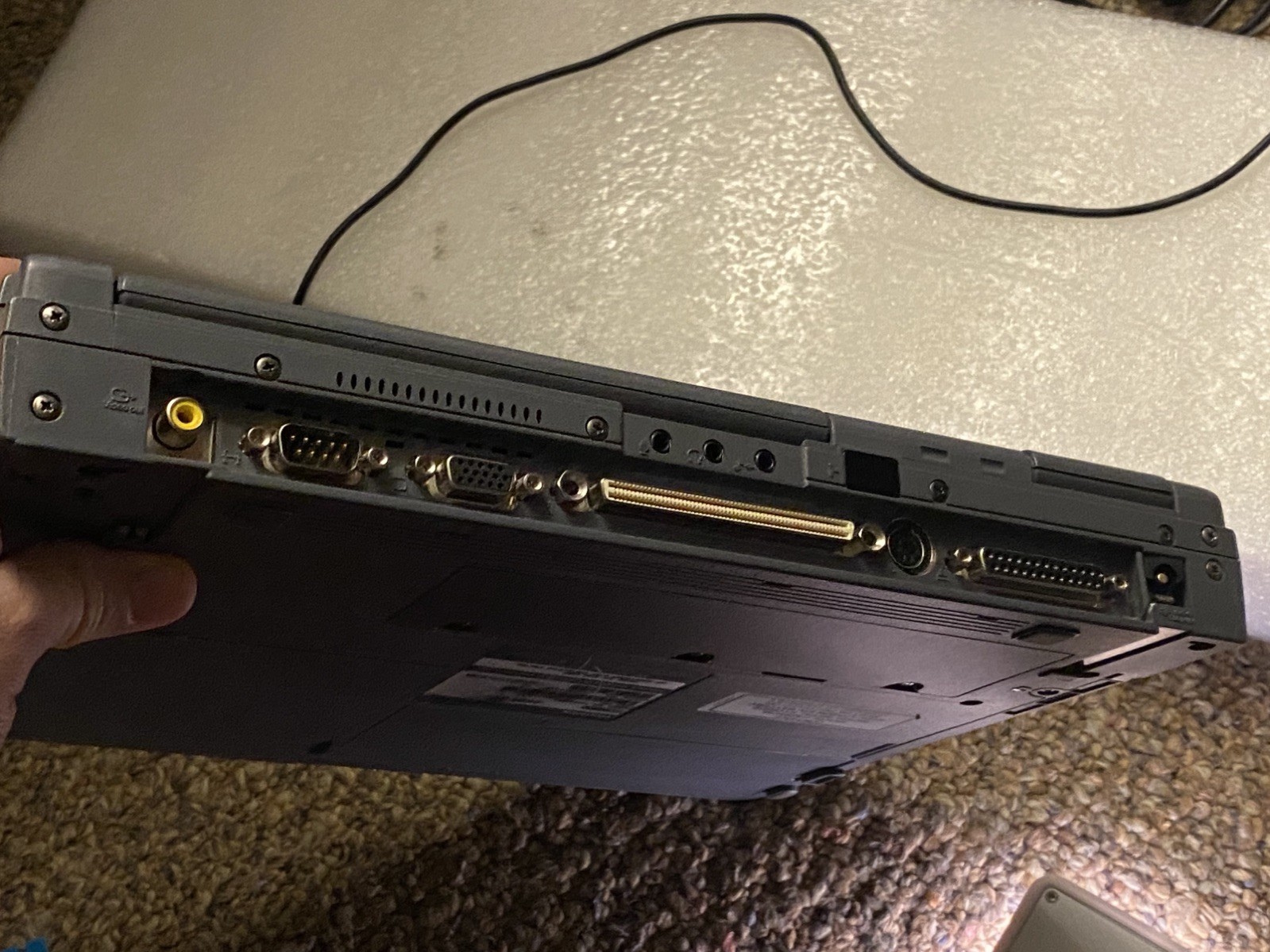 Toshiba Tecra 8000 Laptop 366Mhz 128mb 8gb Win XP Pro Retro TESTED – BAD MOUSE