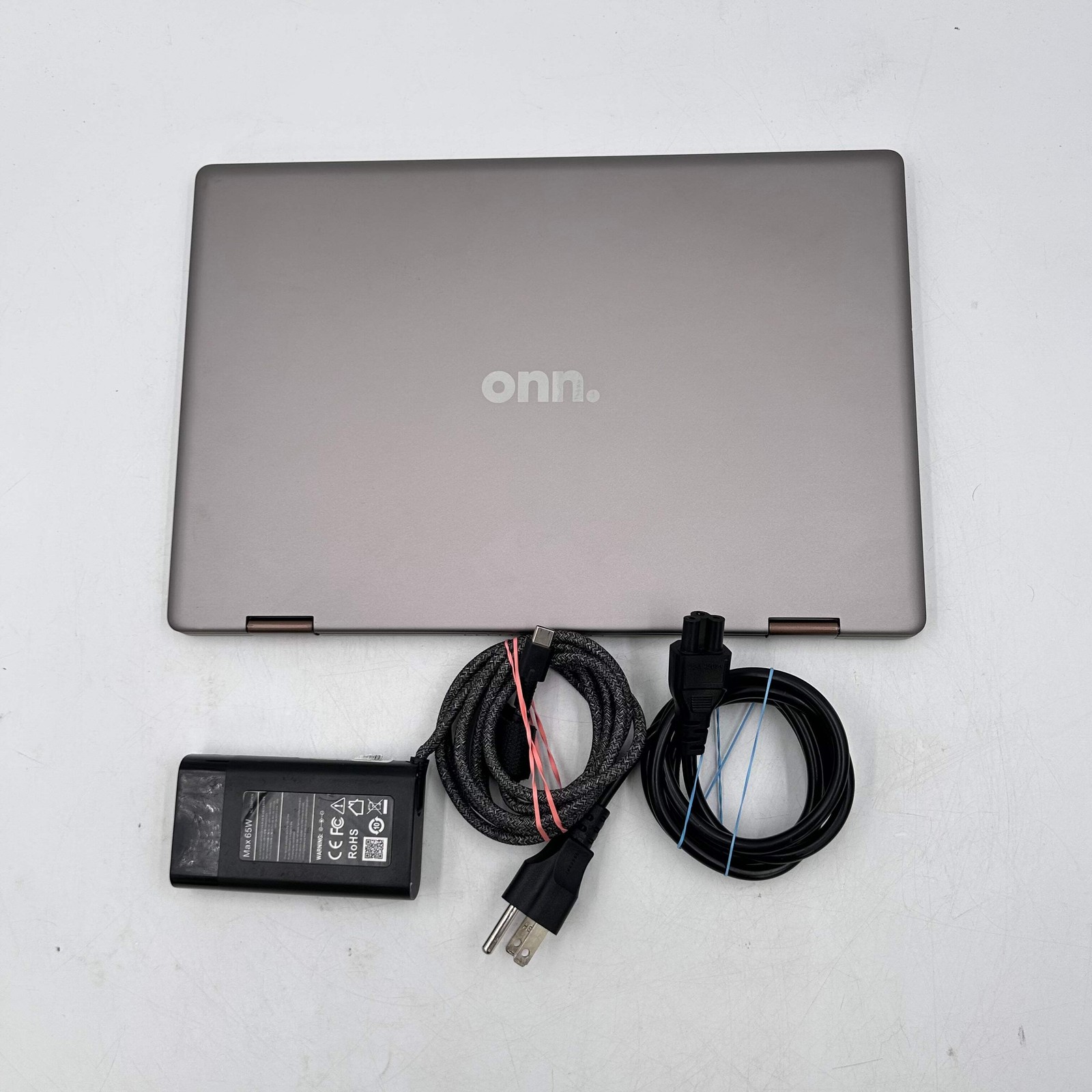 Onn Laptop 100002434 13.3″ i3-8145U 2.1GHz 4GB RAM 128GB SSD