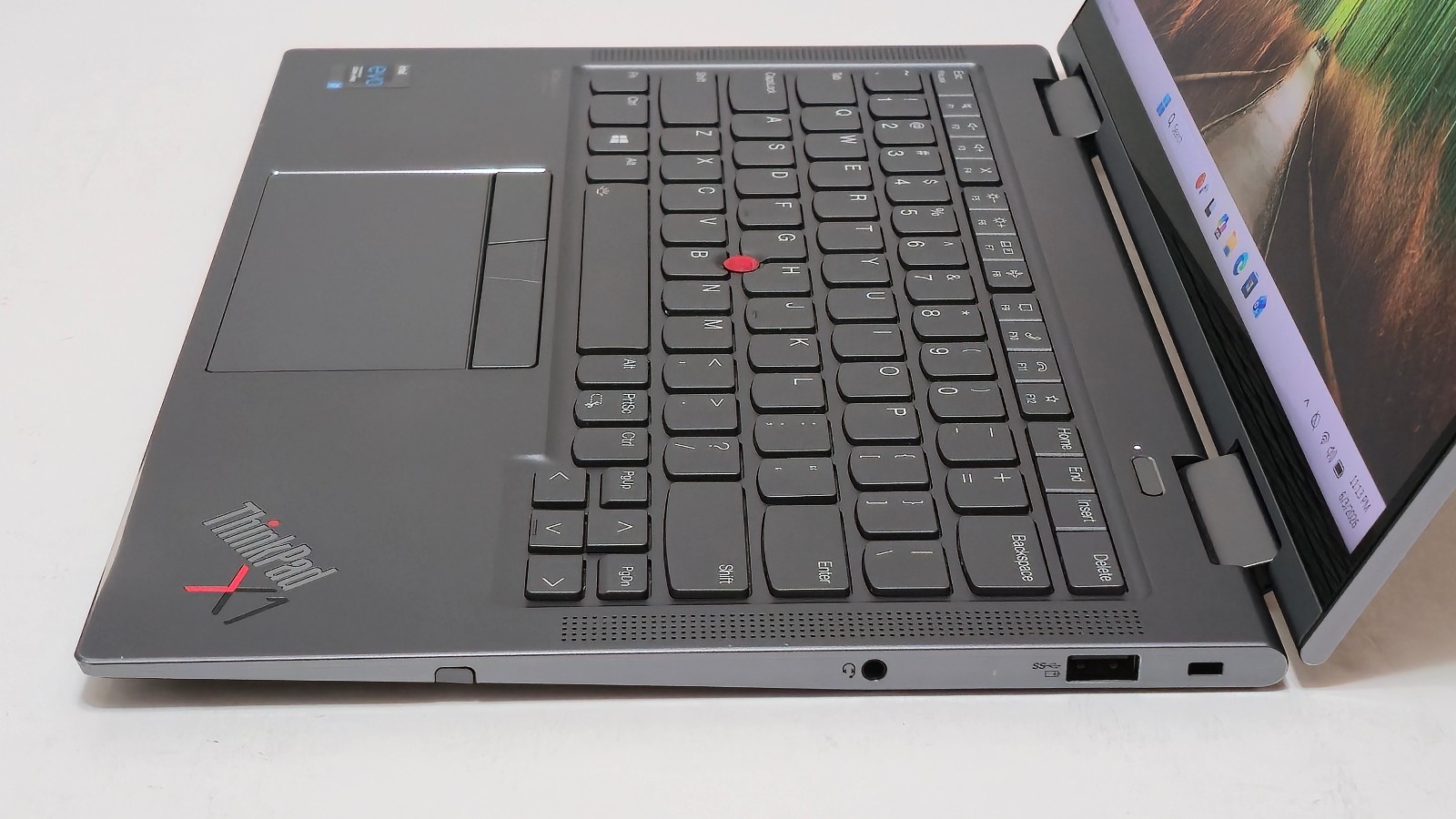 Lenovo ThinkPad X1 Yoga Gen 6 (i7-1185G7 CPU, 32 GB RAM 1 TB SSD) 14″ 4K Touch