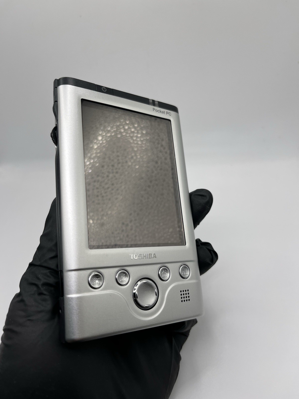 Toshiba Pocket PC E740 Excellent Condition Untested No Battery / Back Cover