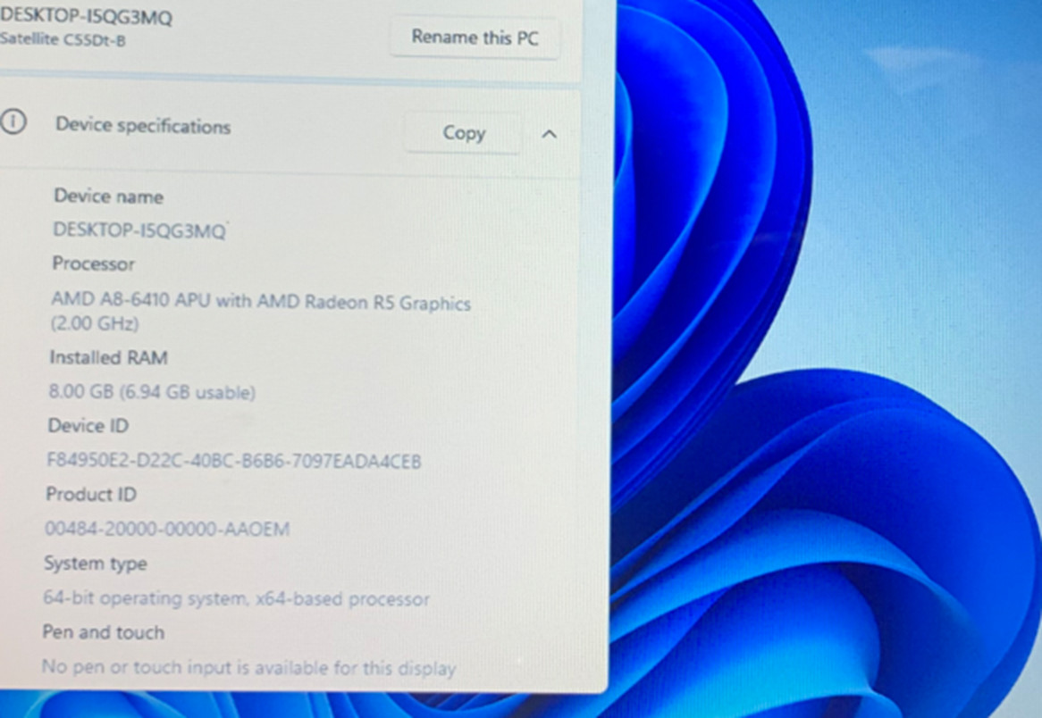 TOSHIBA SATLLITE C55D 15.6″ WIN 11 ACTIVATED AMD A8 8GB RAM 500GB HDD New Batt.