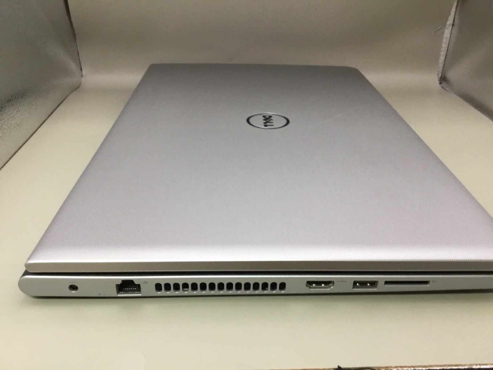 Dell Inspiron 5759 17.3″ Laptop w/ 8GB RAM i5-6200U CPU – No HDD/OS/NO BATTERY