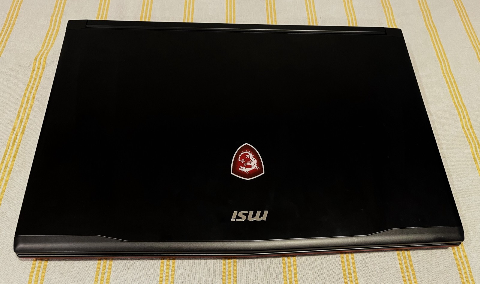 MSI Apache Pro Gaming Laptop GE72MVR 7RG-NVIDIA GTX 1070- Beautiful Condition!