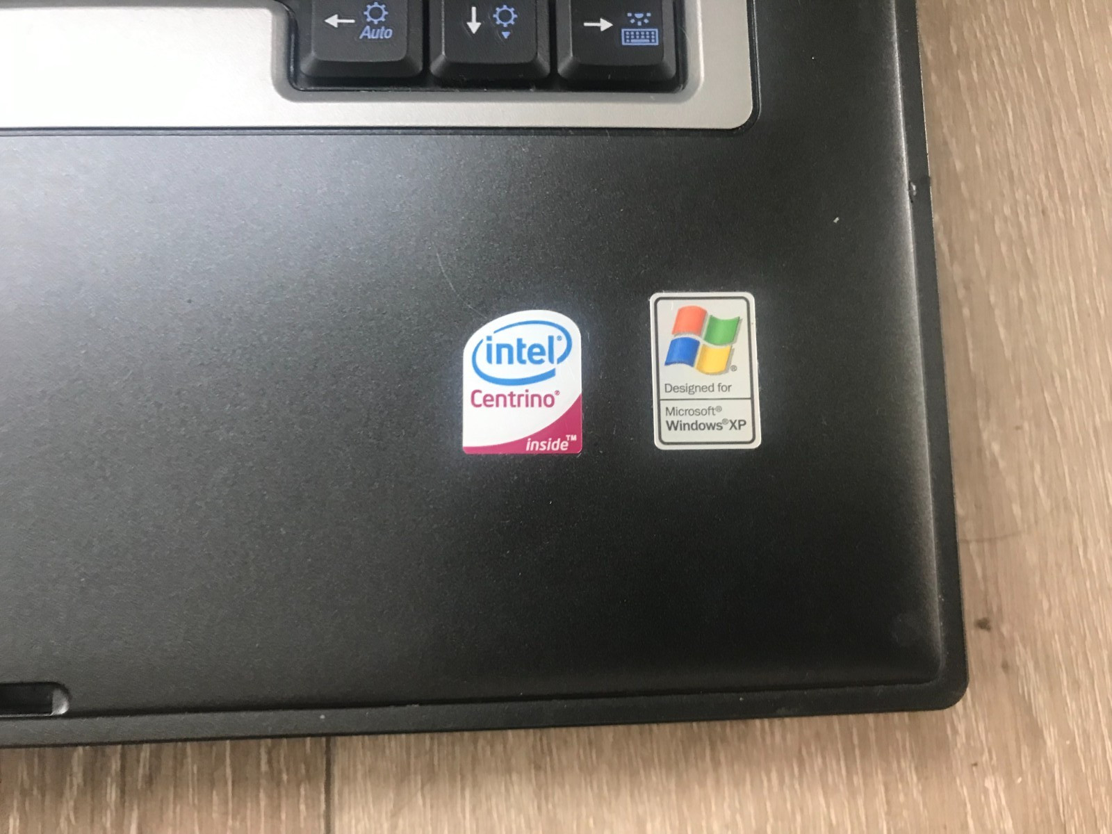 Dell Latitude D830 15.4″ Intel Core 2 Duo T7500 2.20GHz 3GB RAM 80GB HDD Win 7
