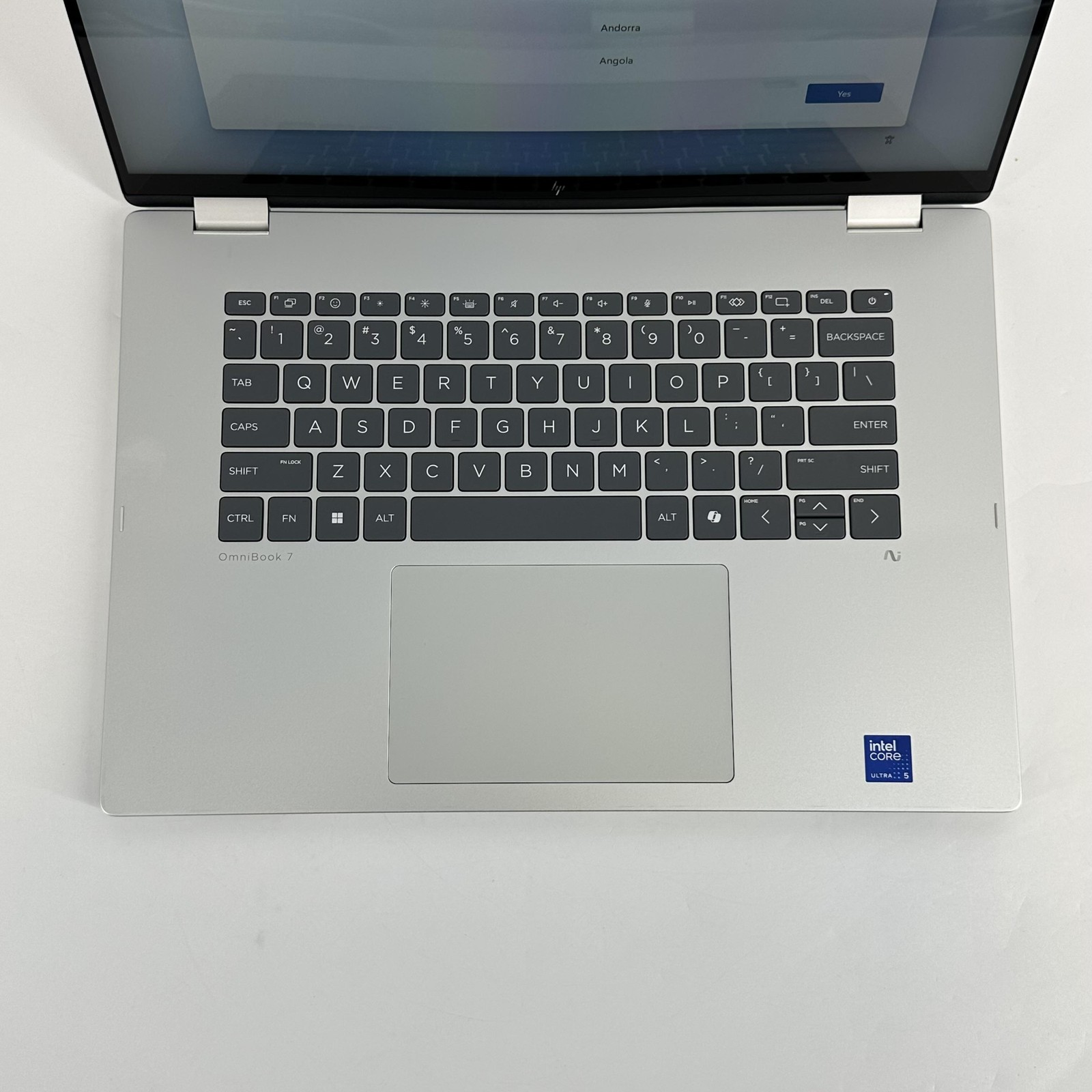 HP OmniBook 7 Flip 2-in-1 16 FHD+ TOUCH 2.1GHz Ultra 5 226V 16GB 512GB LCD BLEED