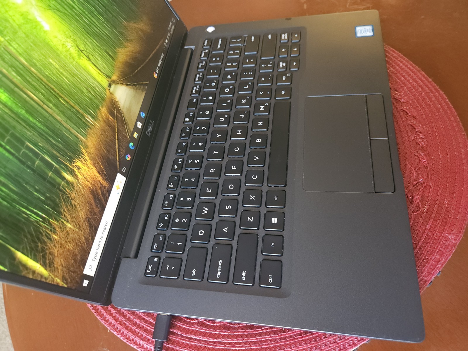 Dell Latitude Laptop 7400 i7 16gb Ram 256gb SSD NVMe Drive 14″ Screen Windows…