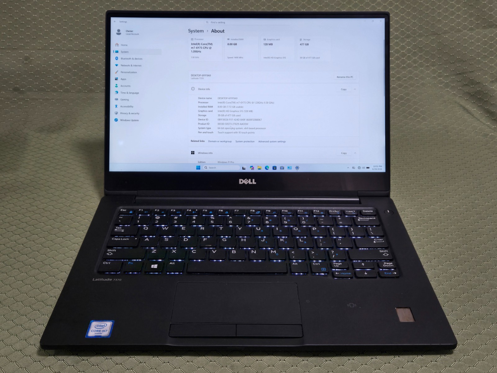 Latitude7370 w/charger.m7-yY75.8GB.512GB NVMe.QHD 3K Touch.Nice!