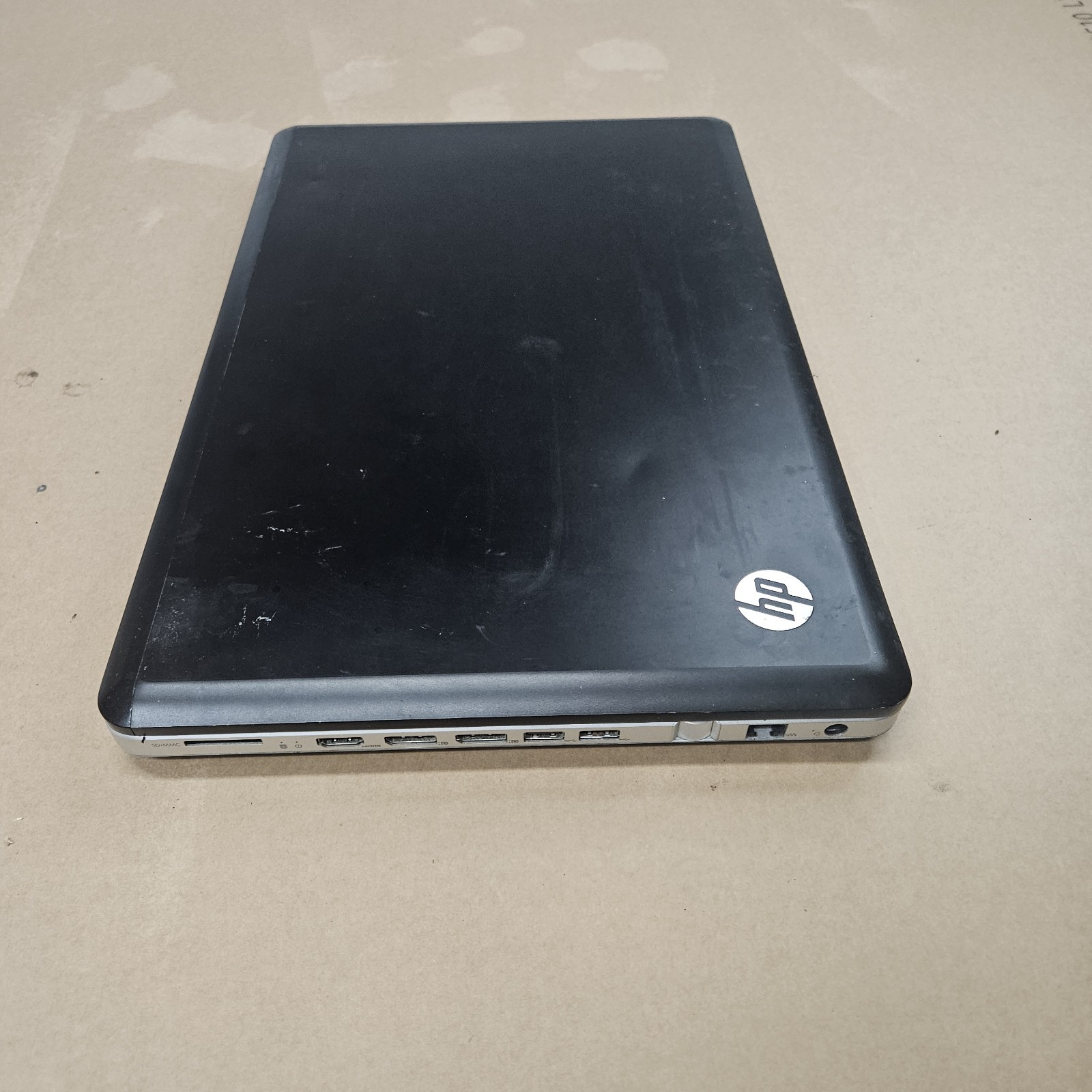 HP Envy 17 3000 Series 17.3″ Laptop Beats Audio NO RAM NO HDD / FOR PARTS