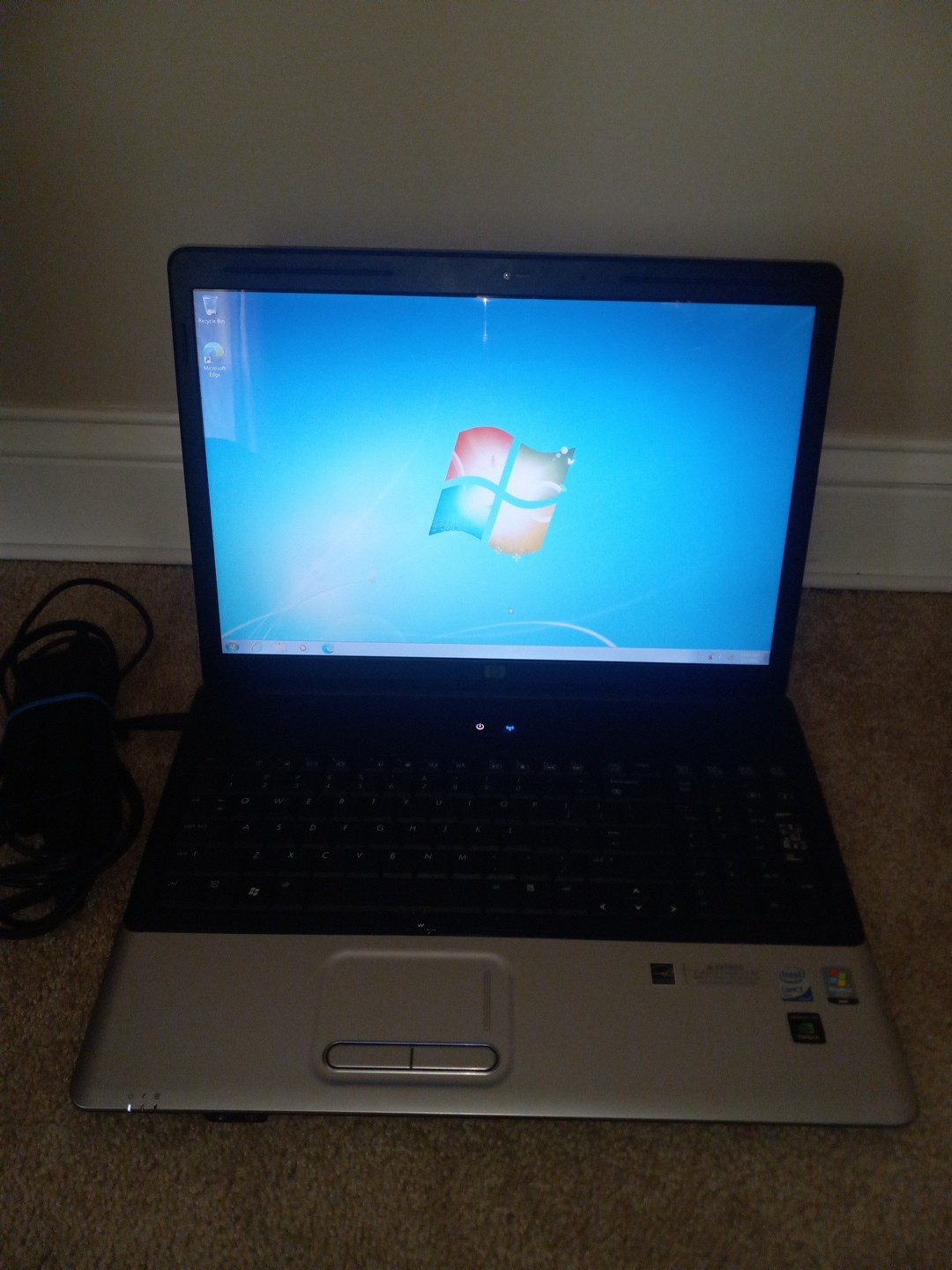 Compaq Presario CQ57 CQ57-339WM Intel Celeron B800 Laptop NO POWER CORD