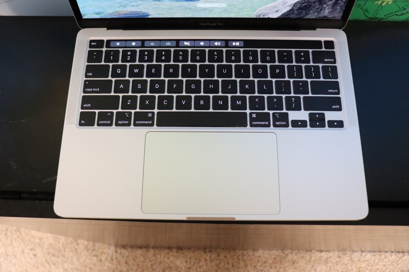 Apple Mac Book Pro 13-inch 2020, Four Thunderbolt 3 ports 16GB RAM -Model A2251