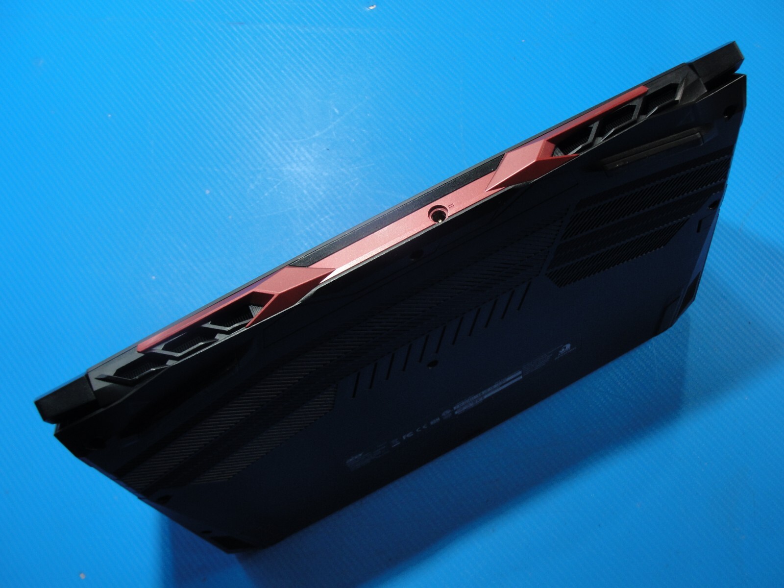 Acer Nitro 5 AN515-57 15.6” FHD i5-11400H 2.7GHz 8GB SSD 256GB NV GeForce GTX