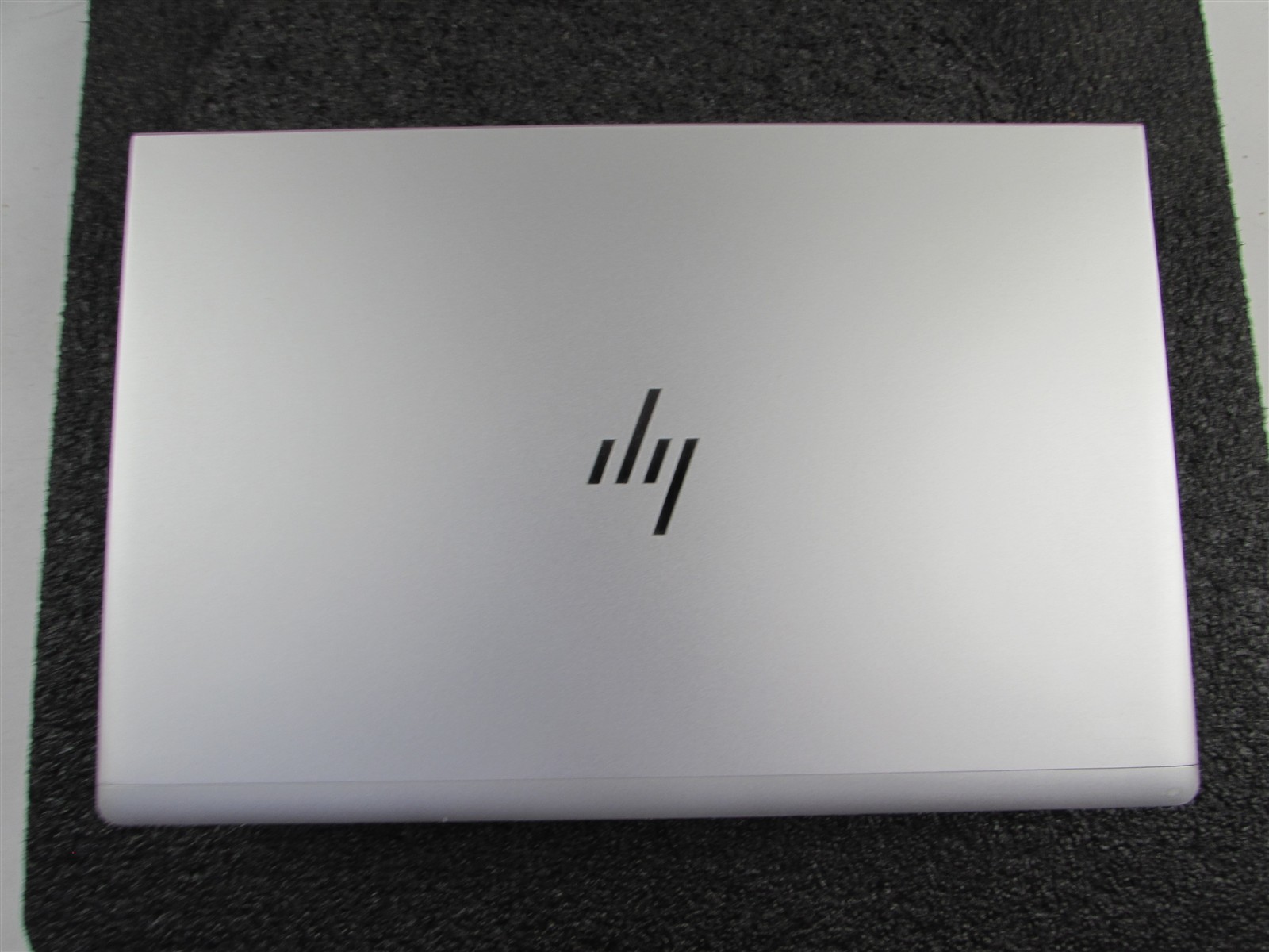 HP ELITEBOOK 640 (G9) 1920X1080 FHD TOUCHSCREEN I7-1270P NO SSD 8GB RAM NO O.S