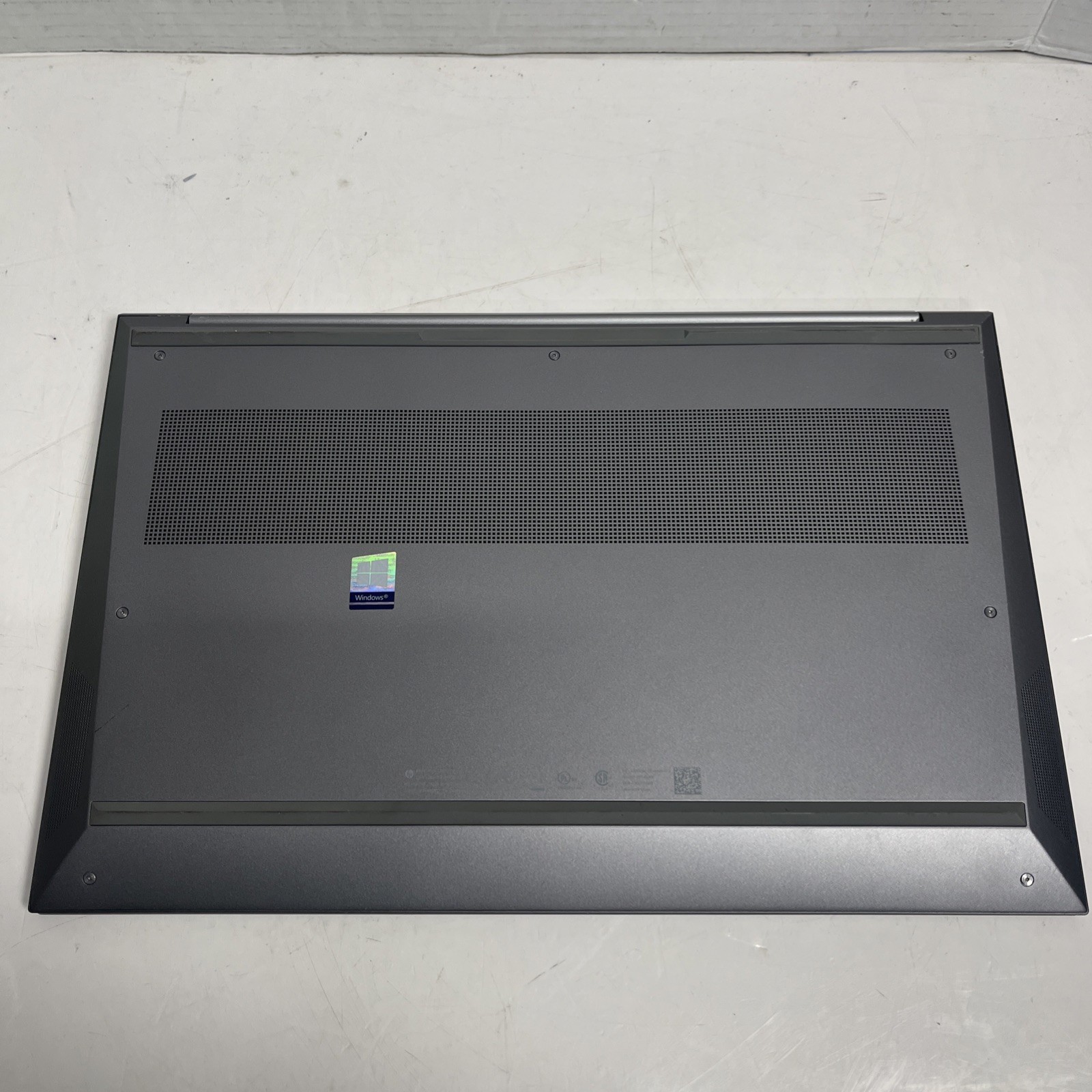 HP ZBOOK STUDIO G7 i9 2.4Ghz 32GB Ram NO SSD/OS PARTS – No Powers