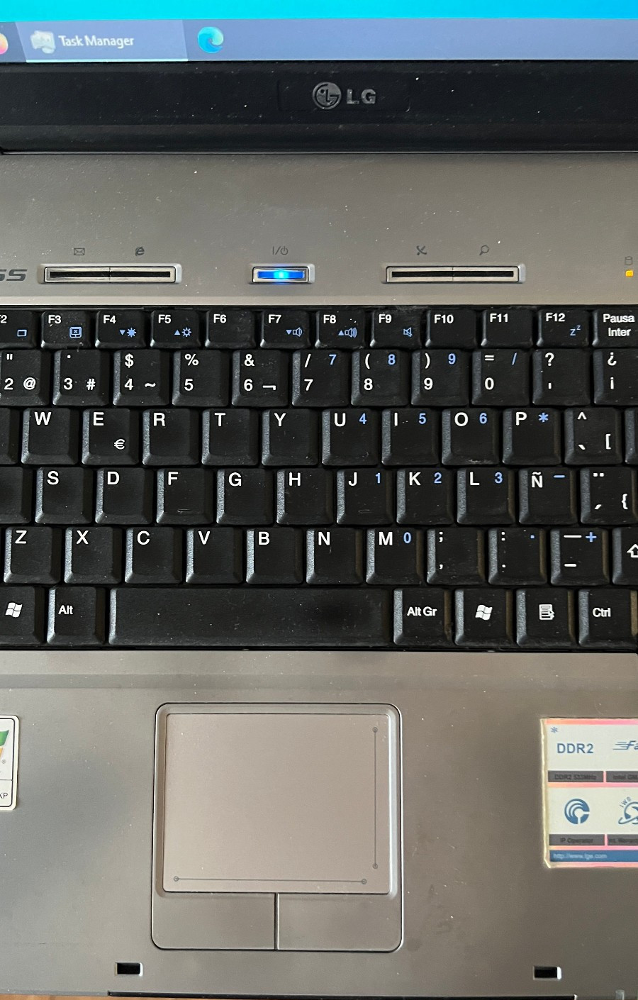 VINTAGE LG K1 Express Laptop (Intel Pentium M 740 1.73 GHz, 2GB DDR2, 55GB HDD)