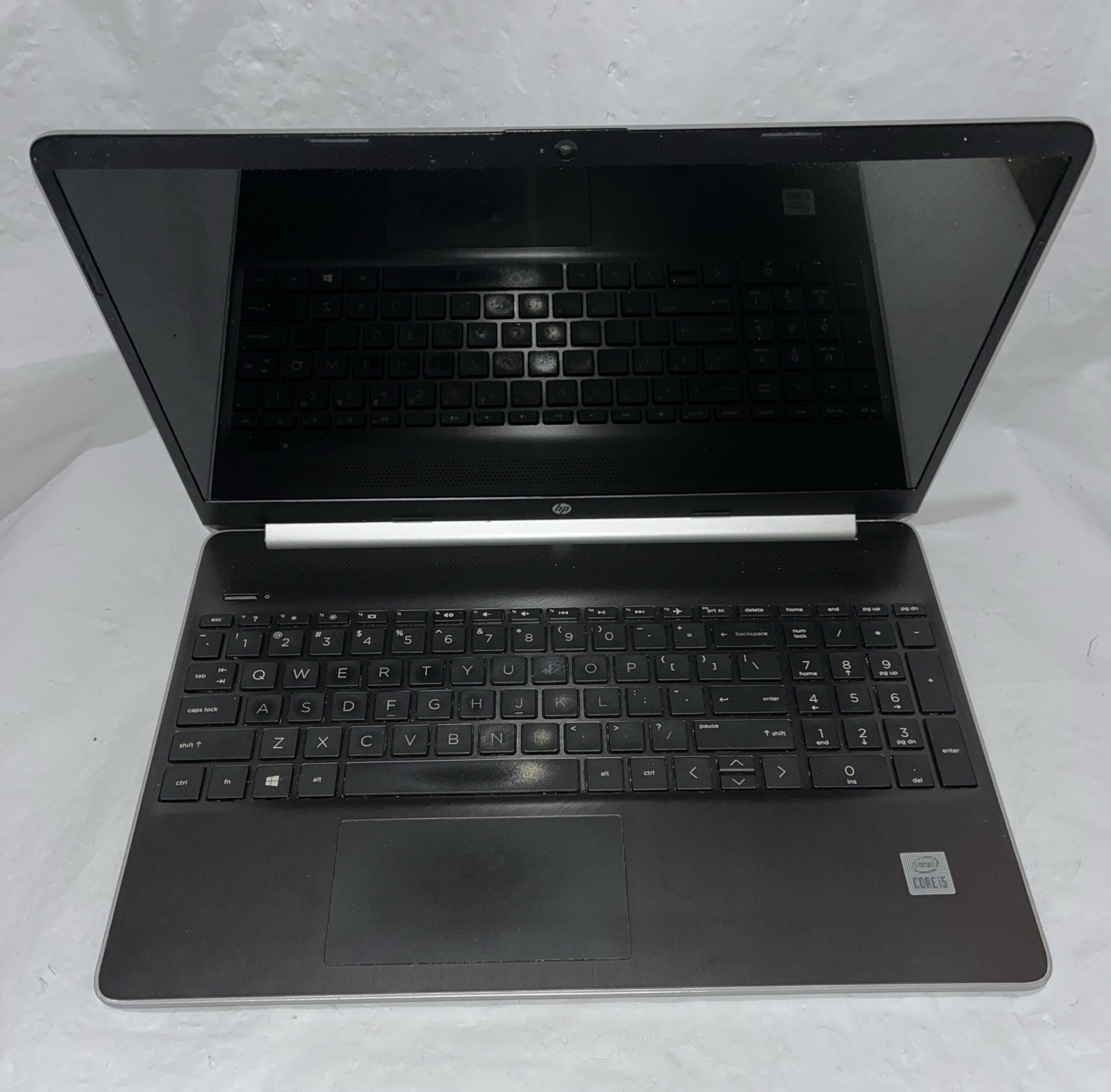 HP 15-DY1045NR 15″ i5-1035G1@1.00GHz, 16GB RAM, 512GB M2, Win 11 Home *READ*