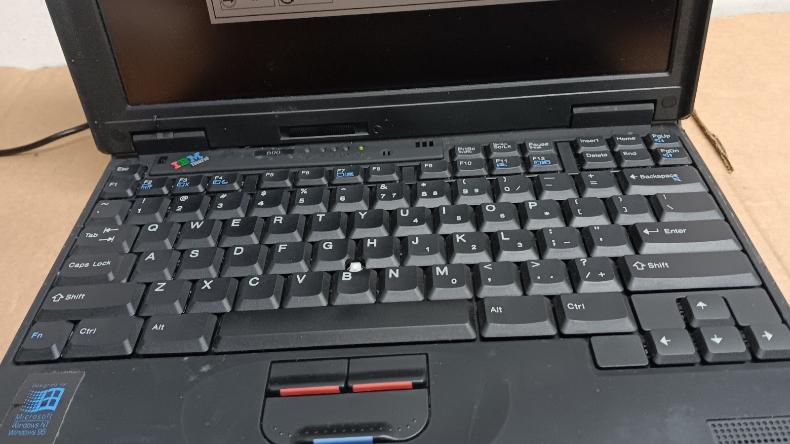 Vintage IBM ThinkPad 600 Laptop Intel Pentium II 13″ LCD Screen IBM TYPE 2645 PR