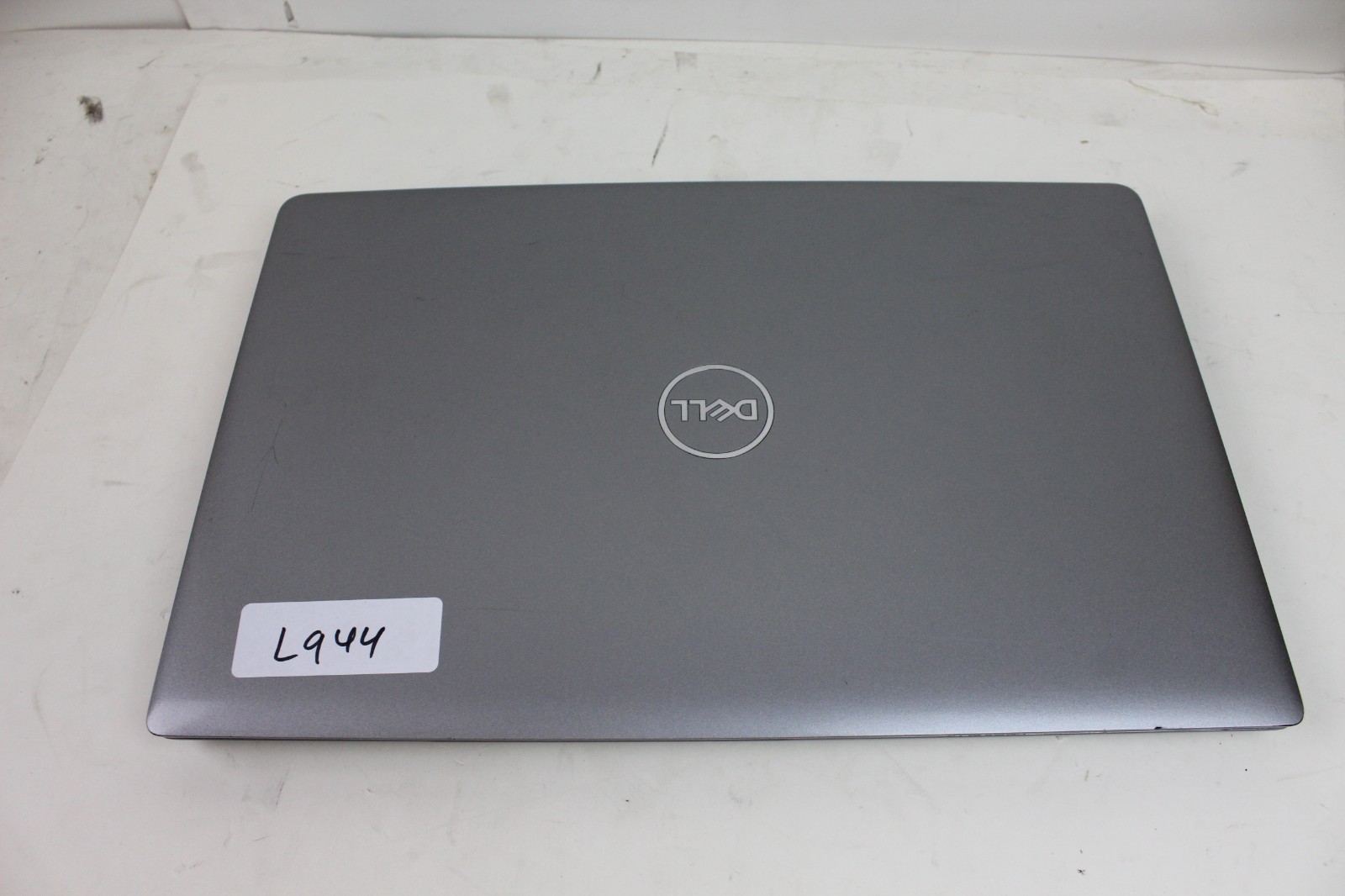 AS IS PARTS NO POWER Dell Latitude 5540 15.3″ i7-1365U 8GB RAM NO HDD