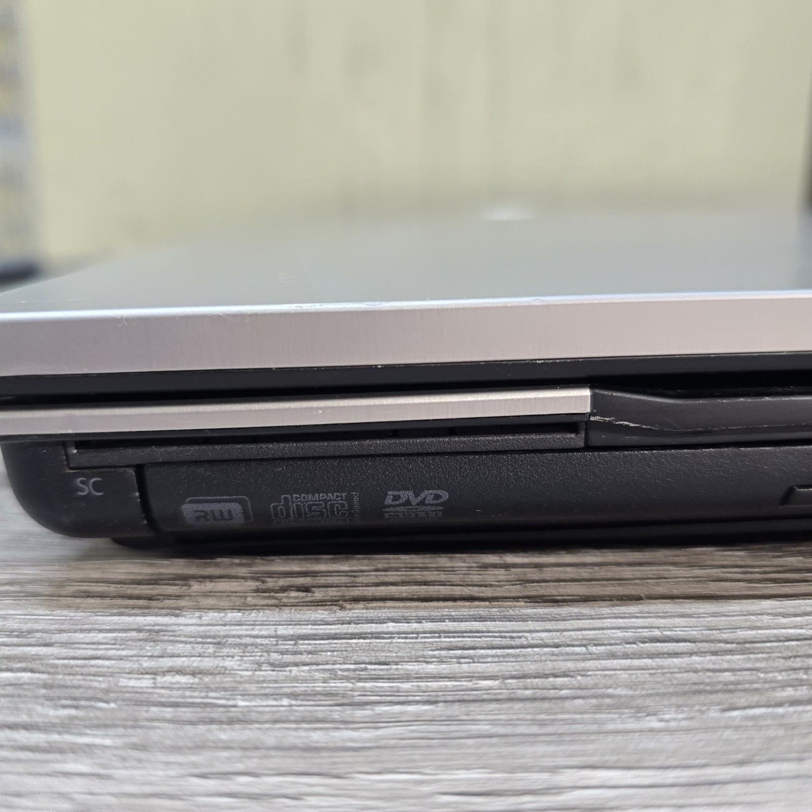HP EliteBook 8440p i5-M520 2.40GHz 1600×900 3GB RAM FOR PARTS No Charger