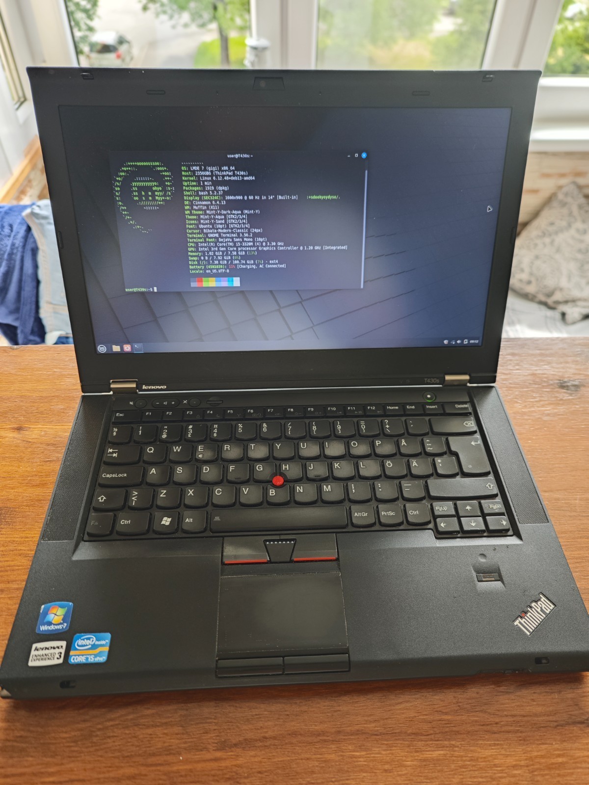 Lenovo Thinkpad T430s Laptop – 128gb SSD, 8gb RAM, Linux