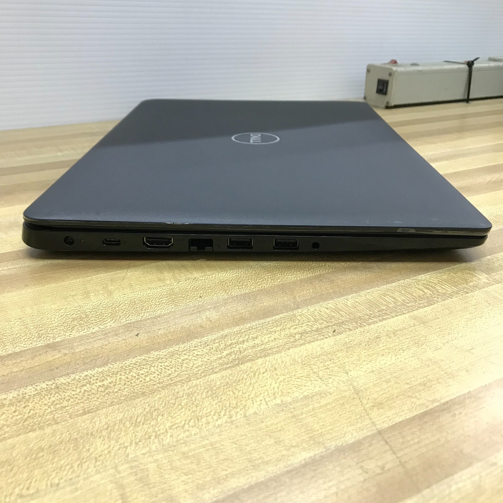 Dell Latitude 3500 15.6″ i5-8265u 1.6GHz 16GB RAM 256GB M.2 SSD (Windows 11 Pro)