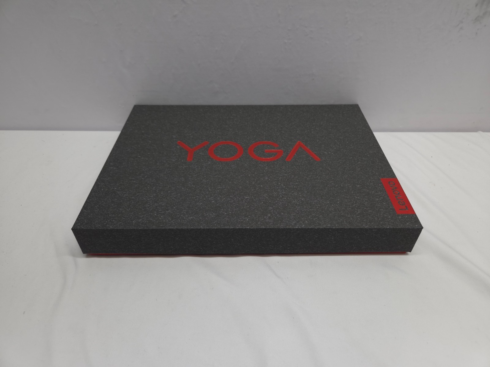 Lenovo Yoga 9 14IRP8 14″ OLED Intel Core i7 11th Gen 8GB RAM No Storage AS-IS