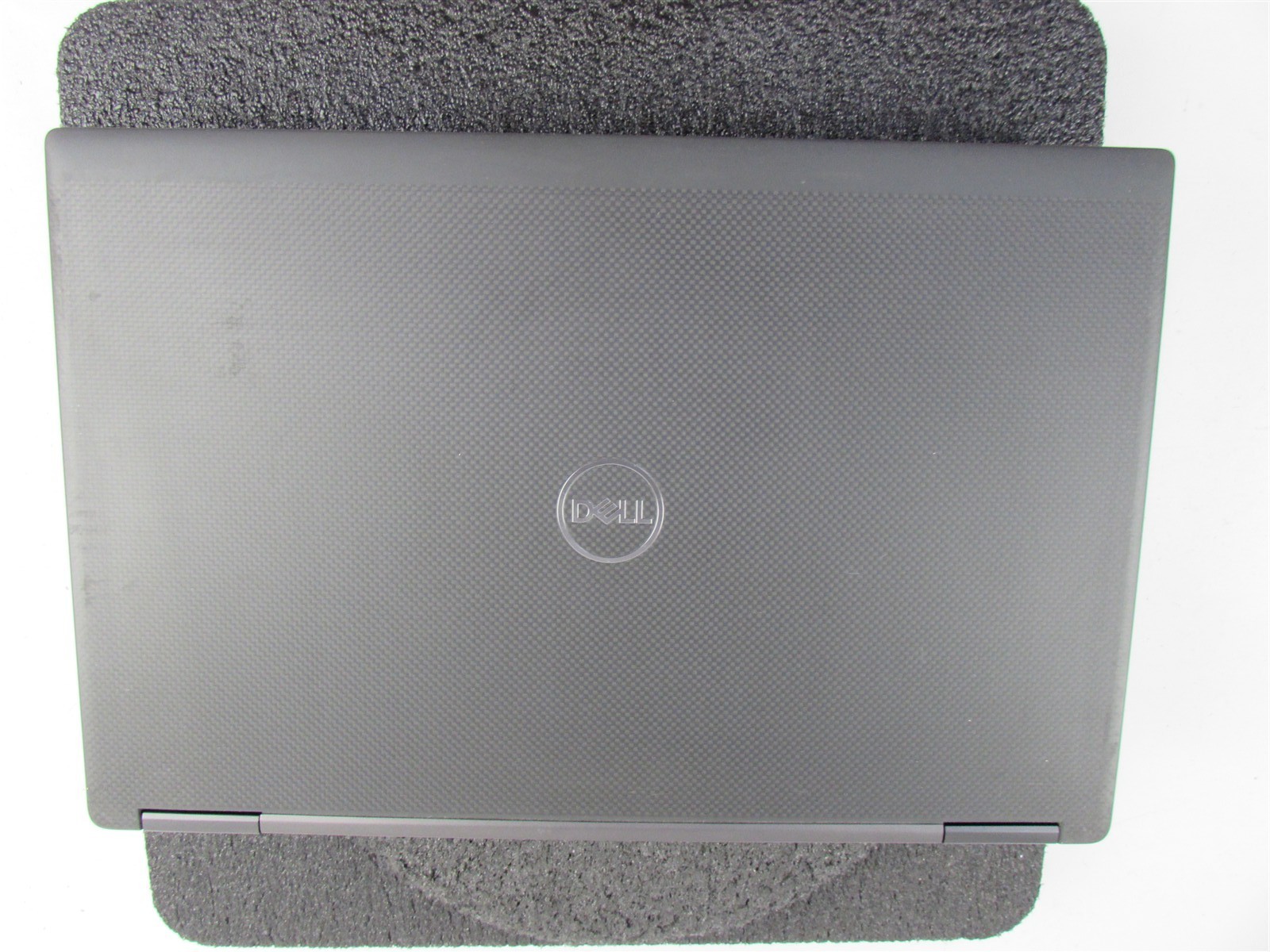 DELL PRECISION 7740 17.3″ I7-9750H 512GB SSD 64GB RAM NVIDIA RTX 4000 WIN 11 PRO