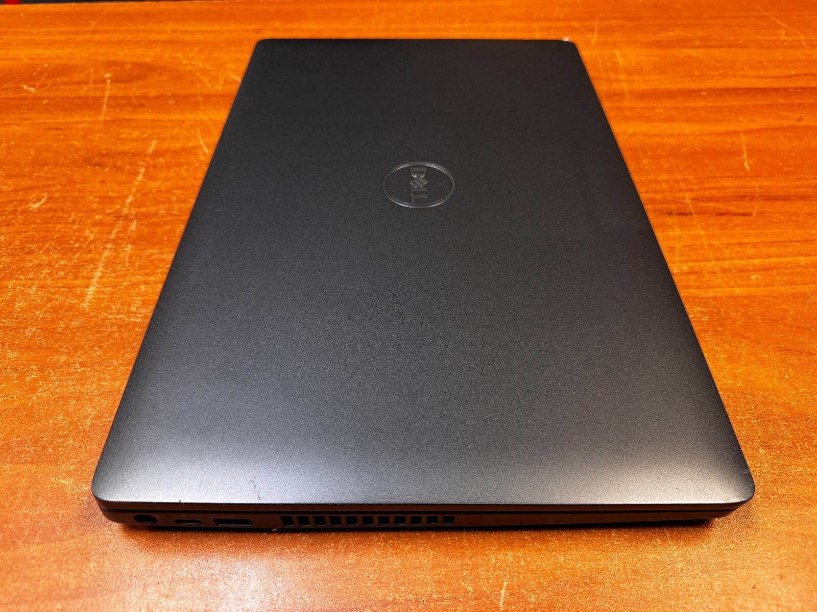 Dell Latitude 5500 15.6″ Intel i7-8665U 16GB RAM No HDD/OS **Bad Display**