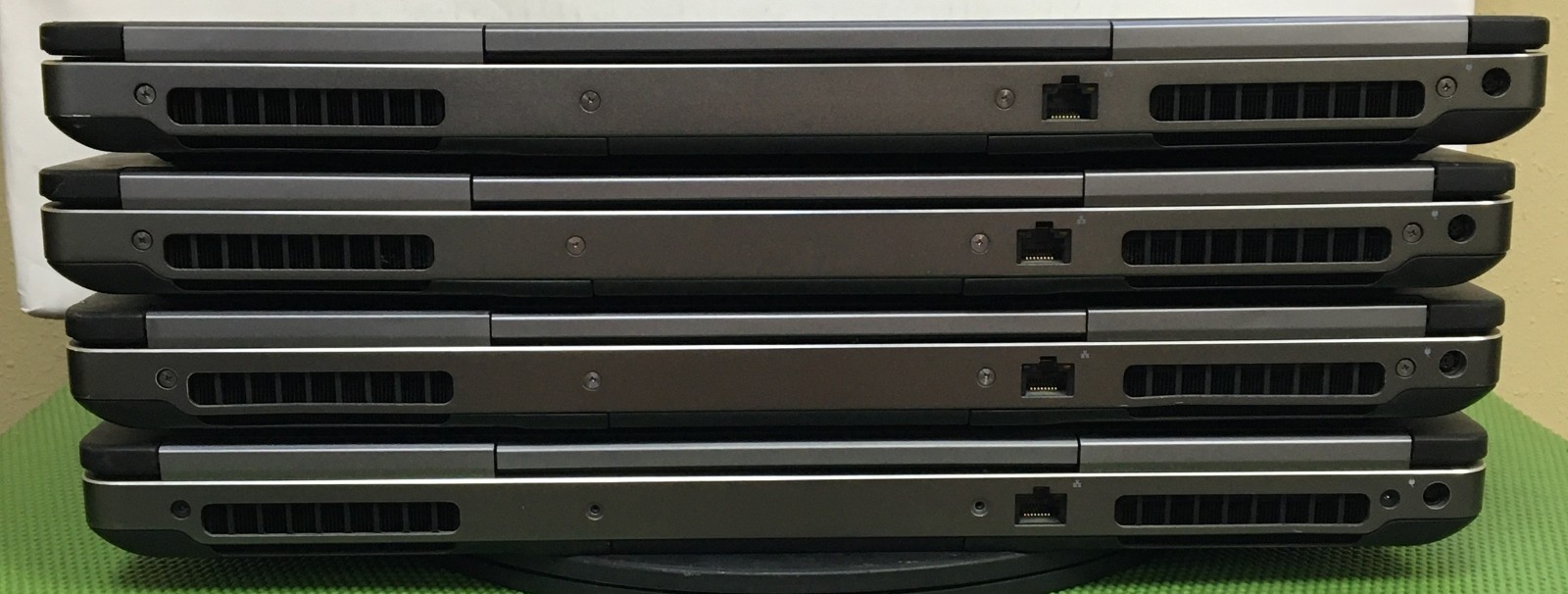 (Lot of 4) Dell Precision 7720 i7-6820HQ 16GB P5000 17″ – no SSD/OS (B – READ)