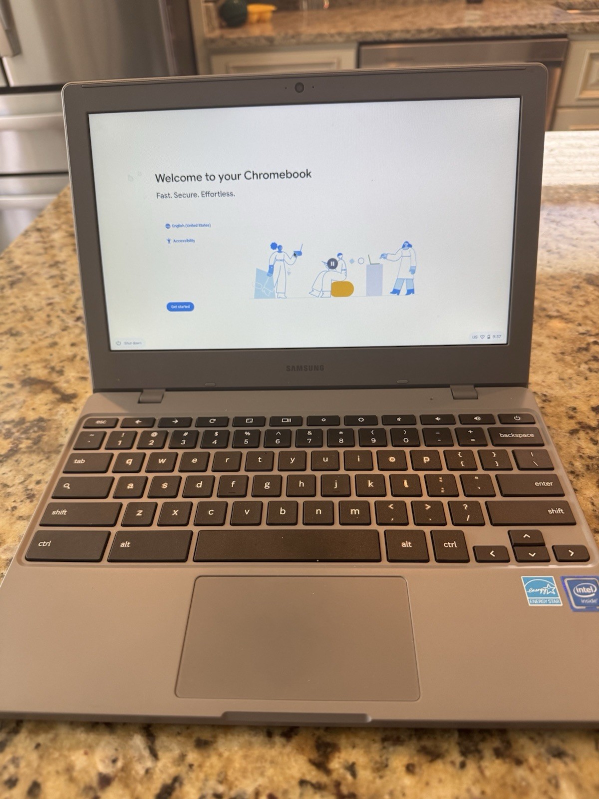 Samsung Chromebook 11.6″ Intel Celeron Laptop Chrome OS Silver Built-in Webcam