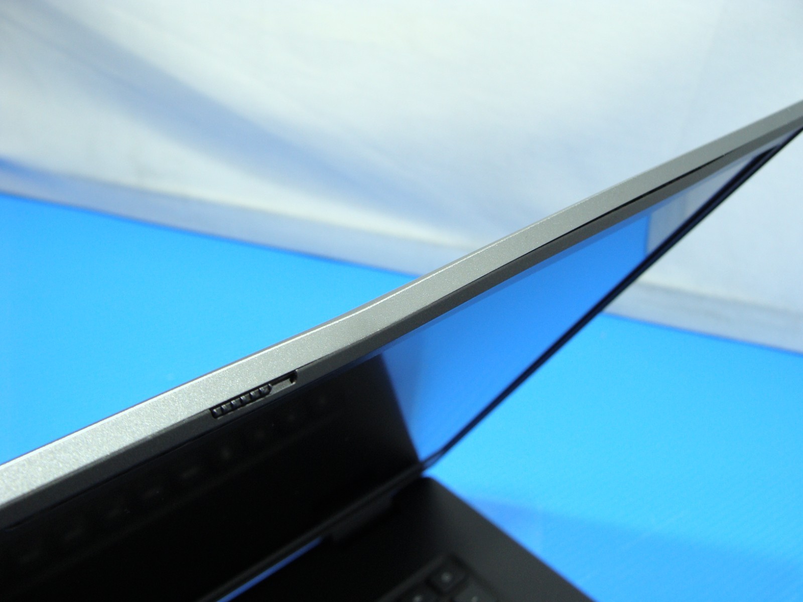Dell Precision 7780 17.3″FHD i7-13850HX 2.1GHz 32GB 512GB RTX 2000 ADA WRTY 2027
