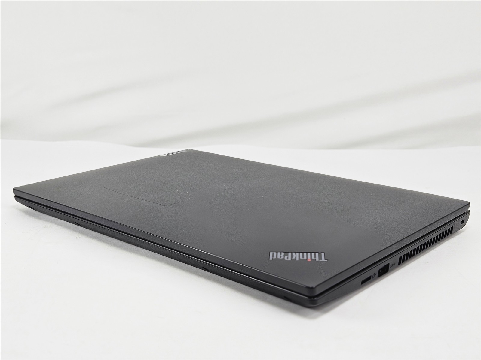 Lenovo L14 Gen 4 14″ AMD Ryzen 5 PRO 7530U 16GB No Storage Backlit Webcam