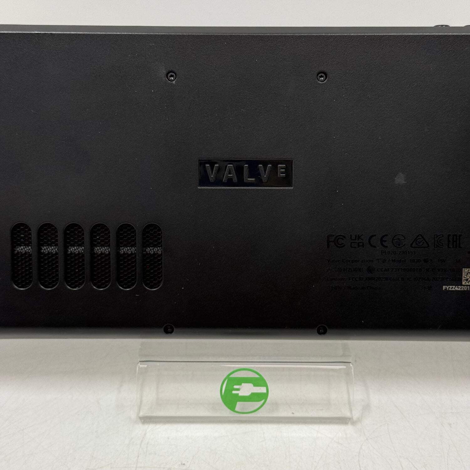 Valve Steam Deck OLED 7.4″ AMD 6nm Ryzen APU 16GB RAM 1TB Black 1030